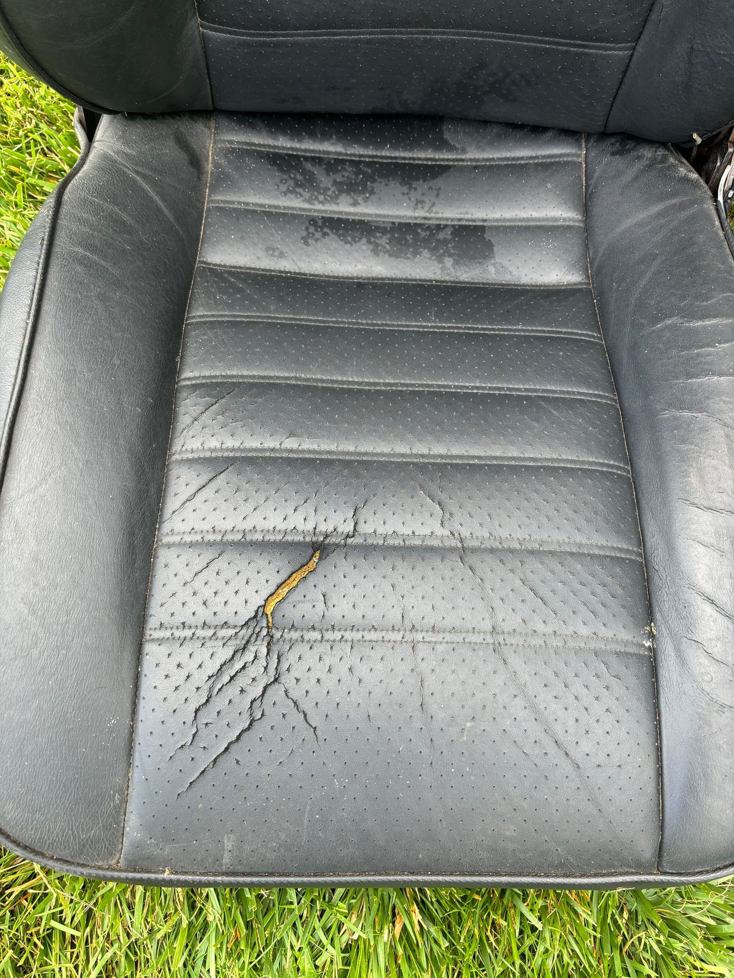 Interior/Upholstery - Porsche 911 G-Series Front Seats - Used - 0  All Models - West Chester, PA 19382, United States