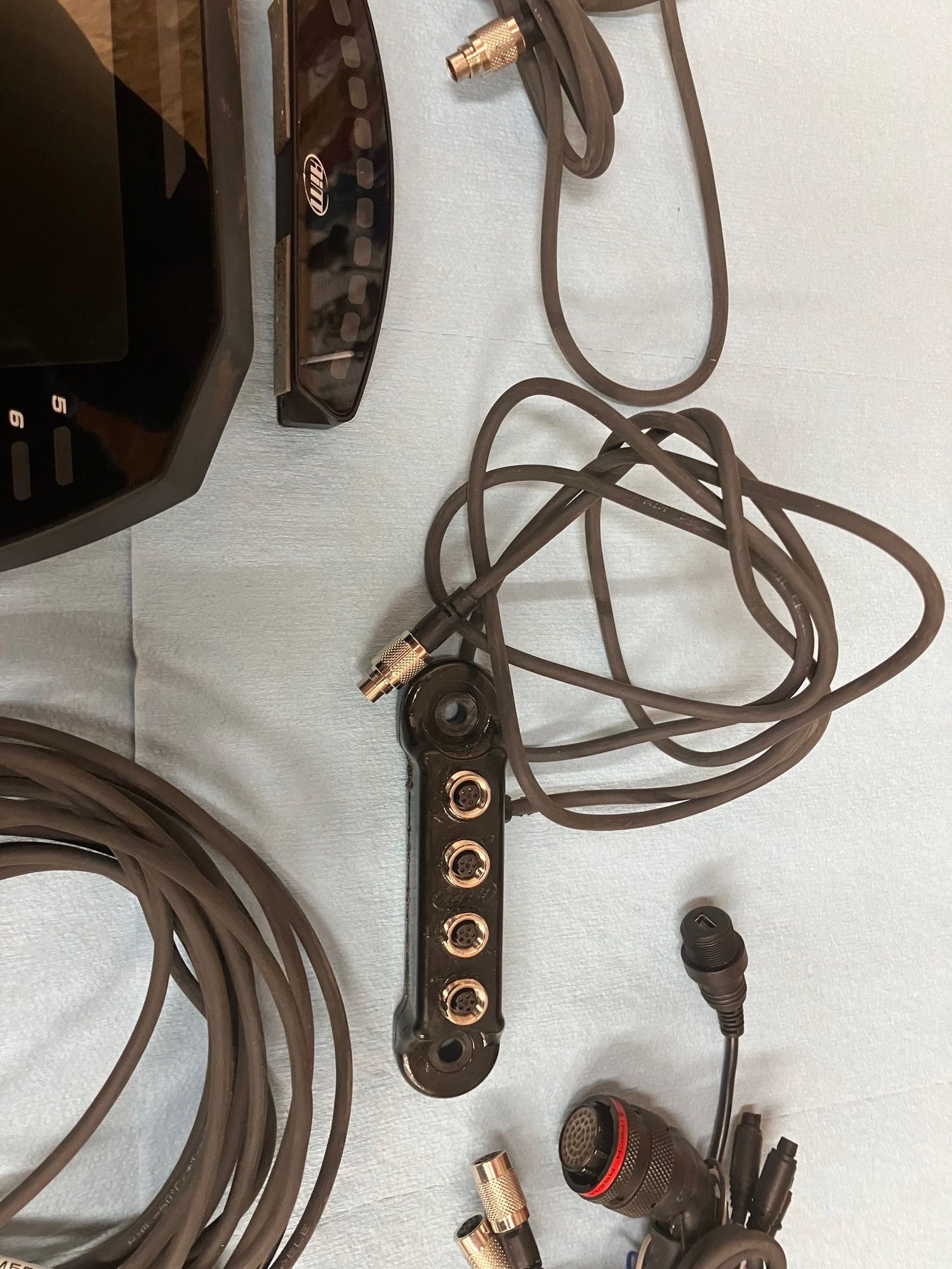 Audio Video/Electronics - AIM MXG 1.3 , all wires and smartycam 3 sport - Used - 0  All Models - Ellwood City, PA 16117, United States