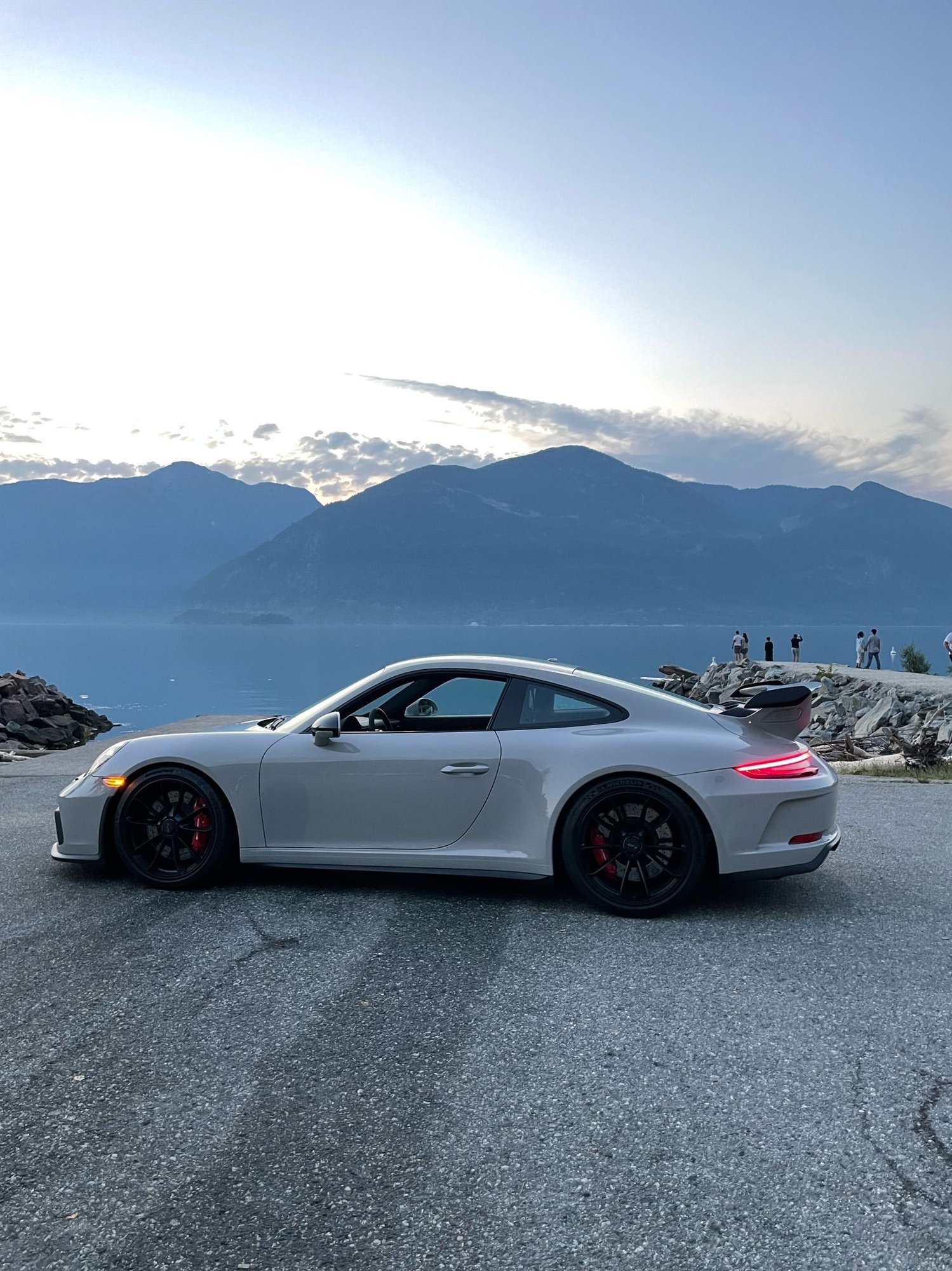 2018 Porsche GT3 - Canadian 2018 GT3 PDK in Chalk and CPO - Used - VIN WP0AC2A6JS174486 - 19,850 Miles - 6 cyl - 2WD - Automatic - Coupe - Gray - North Vancouver, BC V7J1M6, Canada