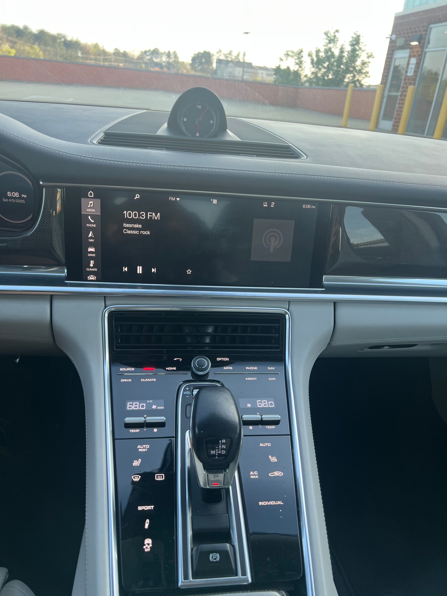 2017 Porsche Panamera - 2017 Porsche Panamera Turbo - Used - VIN WP0AF2A74HL150682 - 65,800 Miles - 8 cyl - AWD - Automatic - Sedan - Gray - Hanover, MD 21076, United States