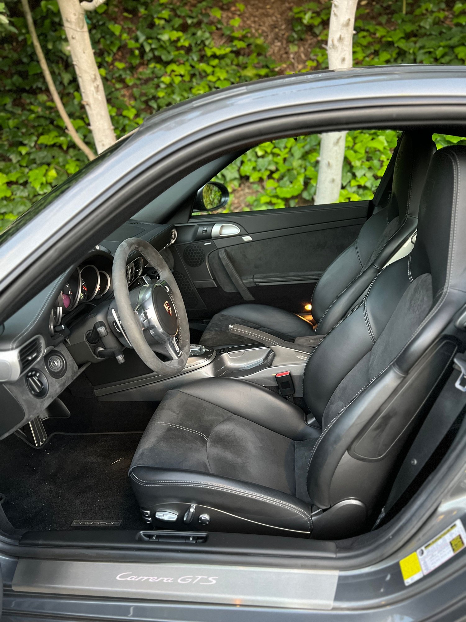 2012 Porsche 911 - 2012 GTS w/ 12k Miles & 07 GT3 - Used - VIN WPOAB2A99CS720672 - 12,900 Miles - 6 cyl - 2WD - Automatic - Coupe - Gray - West Hollywood, CA 90046, United States