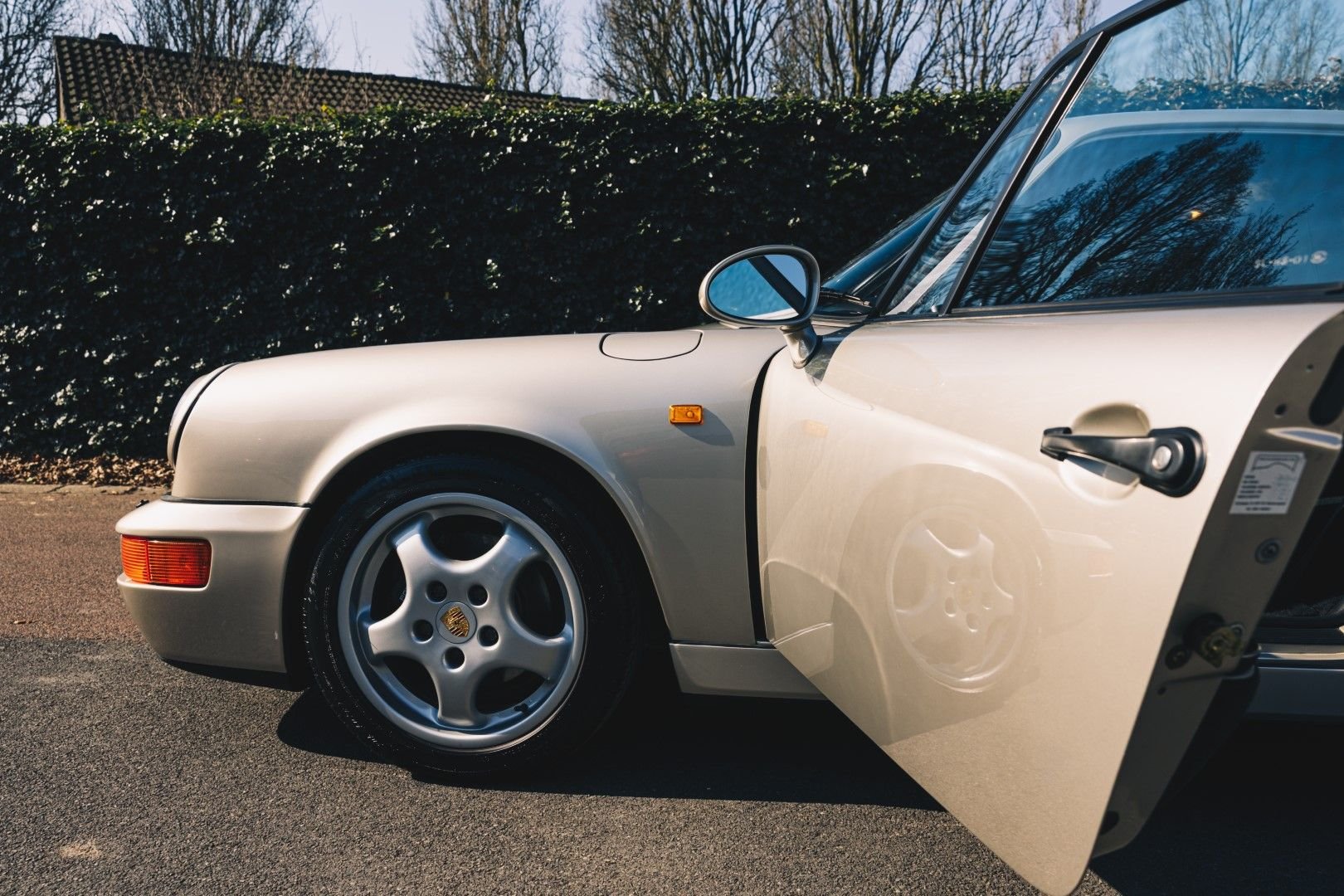 1990 Porsche 911 - Matching 1990 Porsche 964 C4 Linen Grey Metallic – Werksauslieferung & Full history! - Used - VIN WP0ZZZ96ZLS404970 - 128 Miles - 6 cyl - 4WD - Manual - Coupe - Other - Ghent, Belgium