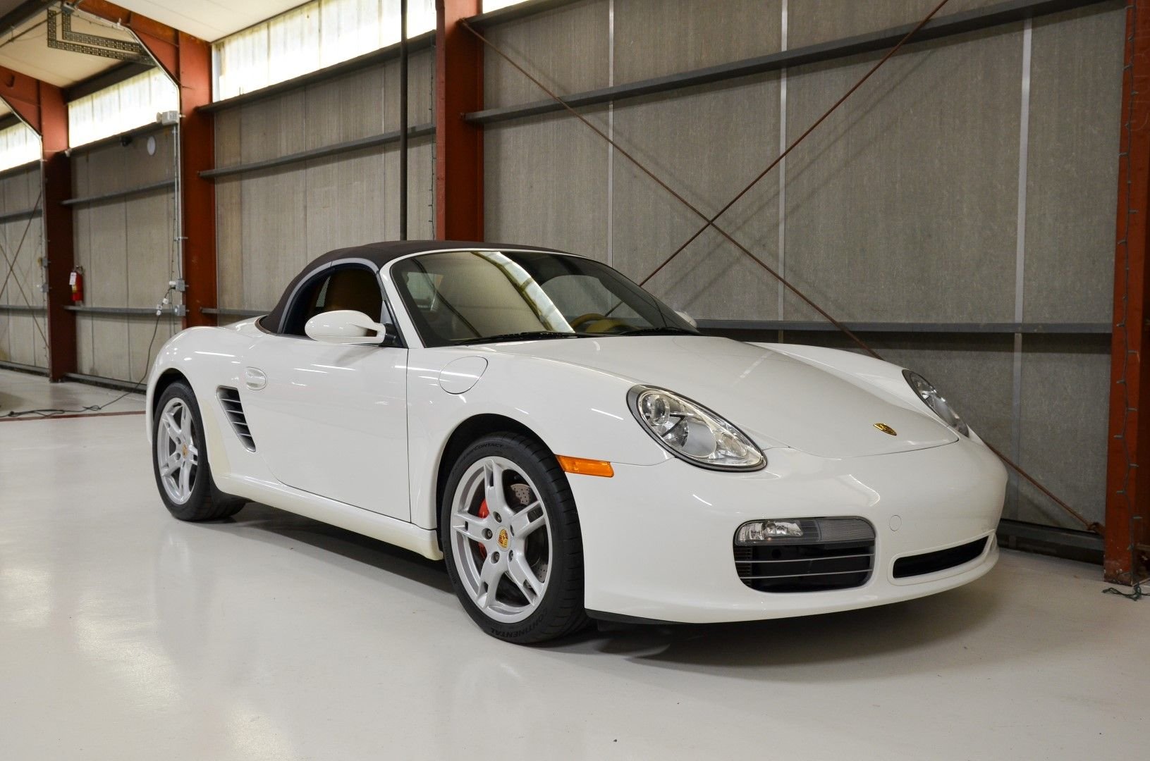 2005 Porsche Boxster - 2005 Porsche Boxster S 6-speed White/Tan - Used - VIN WP0CB29835U731811 - 44,000 Miles - 6 cyl - 2WD - Manual - Convertible - White - Twinsburg, OH 44087, United States
