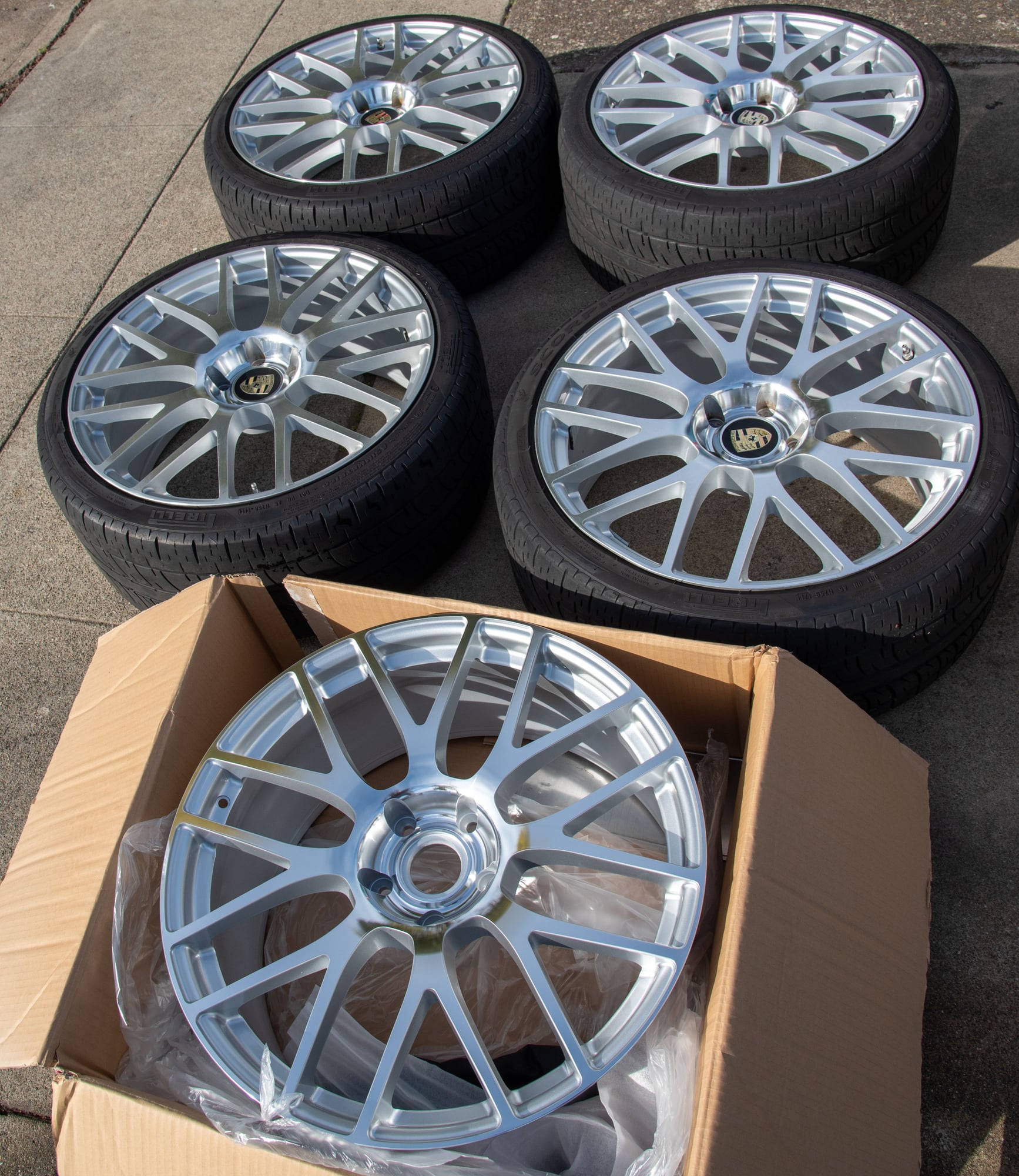 Wheels and Tires/Axles - 5 Victor Innsbruck 22" x 10.5" Wheels (4 worn tires optional) - Used - 2011 to 2018 Porsche Cayenne - San Jose, CA 95130, United States