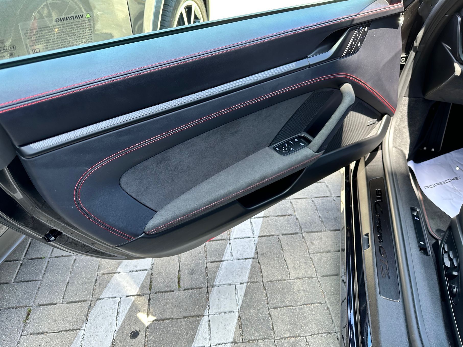 2023 Porsche 911 - 2023 Porsche 911 Carrera GTS Cabriolet - Used - VIN WP0CB2A96PS247084 - 1,000 Miles - 6 cyl - AWD - Automatic - Convertible - Black - Santa Monica, CA 90403, United States