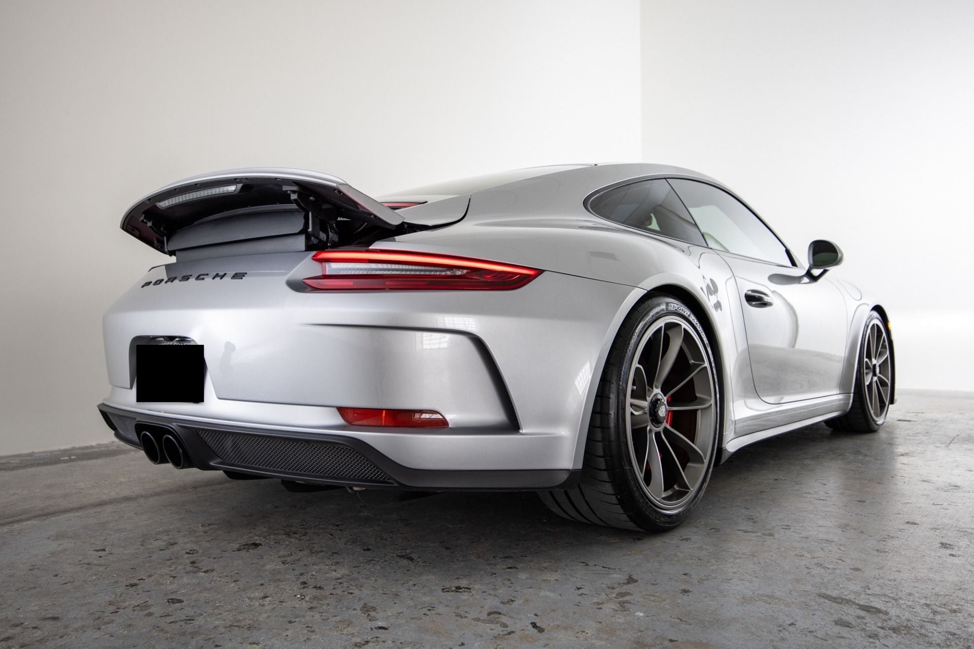 2019 Porsche GT3 - 2019 Porsche GT3 Touring edition - MT - 8,040 miles - mint condition - Used - VIN WP0AC2A93KS149403 - 8,040 Miles - 6 cyl - 2WD - Manual - Coupe - Silver - Los Altos, CA 94024, United States