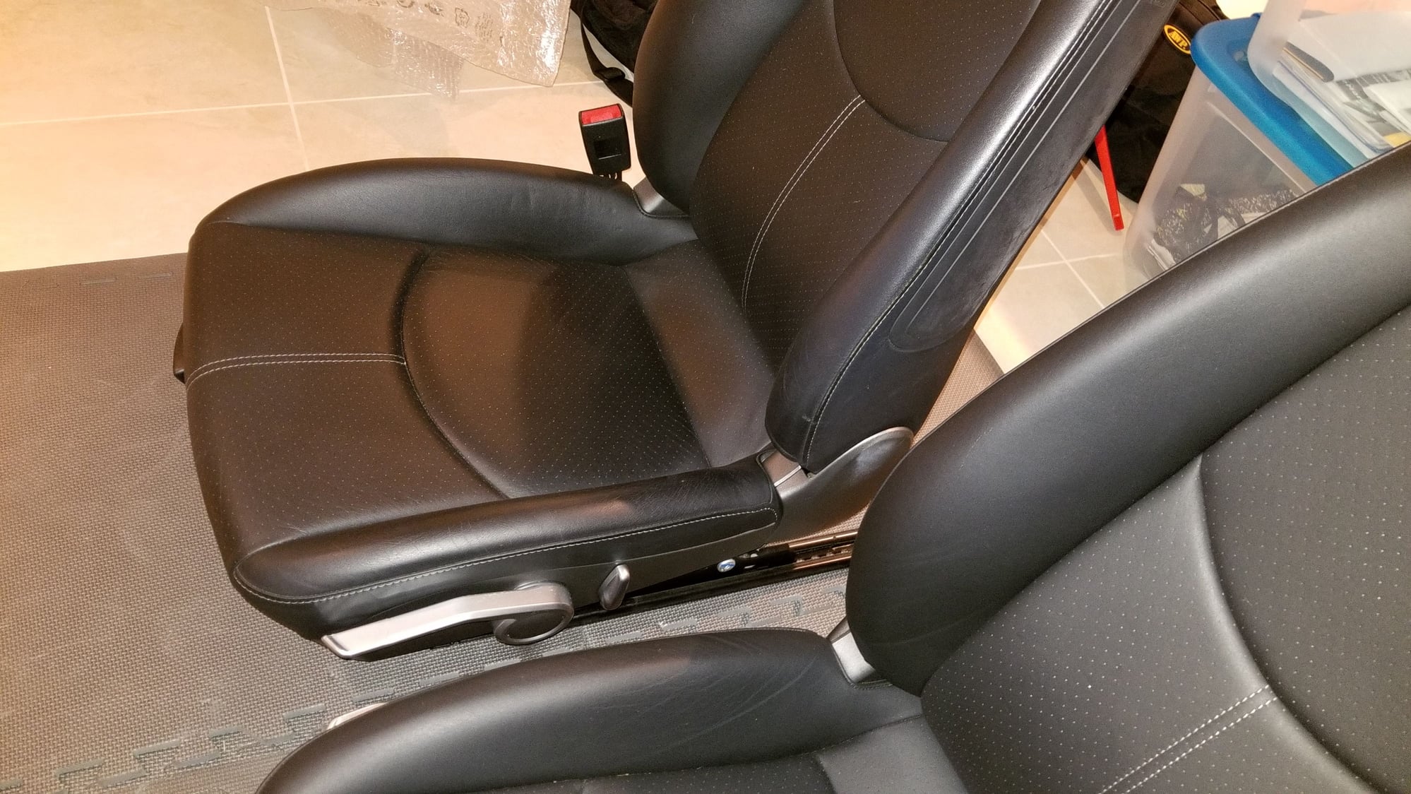 Interior/Upholstery - 2009 Cayman S seats for sale - Used - 2009 Porsche Cayman - East Greenwich, RI 02818, United States