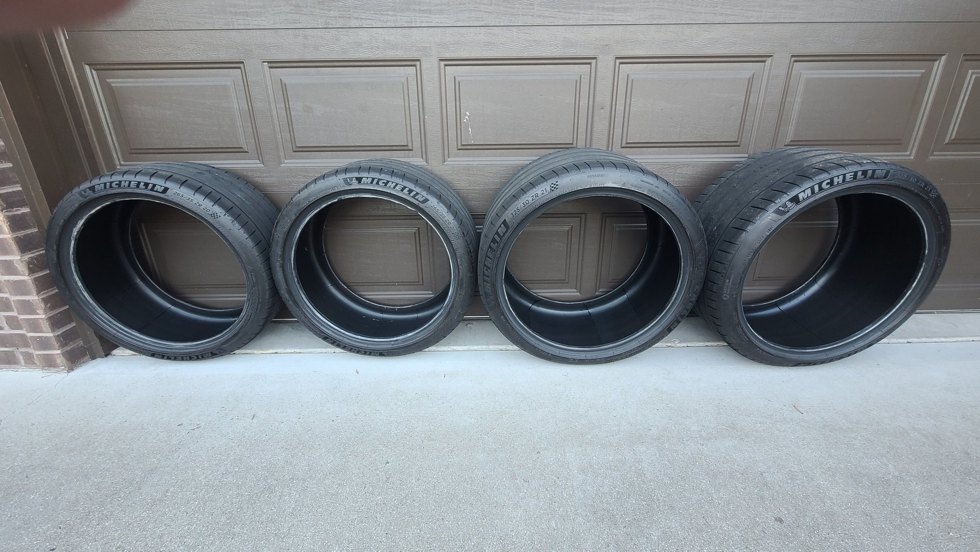 Wheels and Tires/Axles - Michelin pilot sport 4s - Used - 2016 to 2025 Porsche 911 - Knoxville, TN 37849, United States