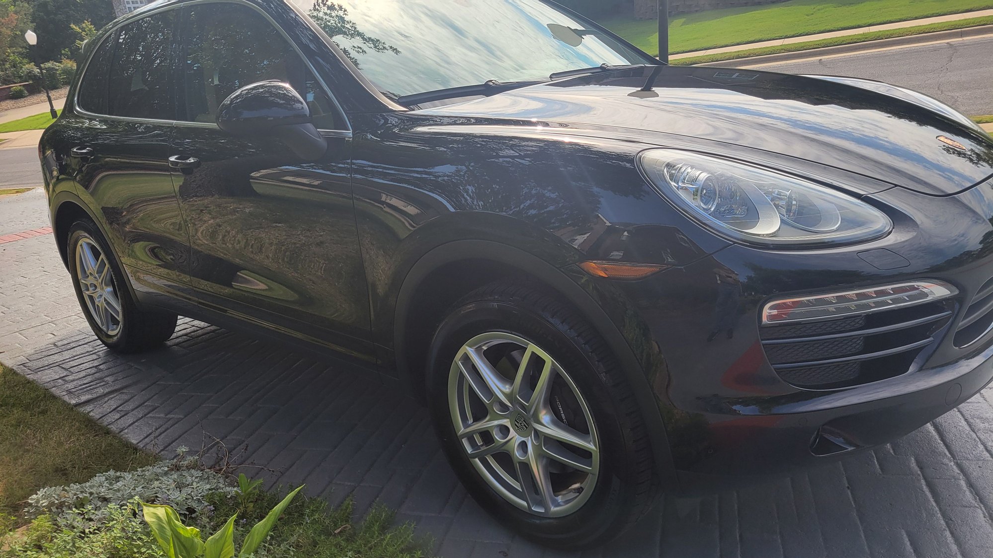 2014 Porsche Cayenne - 2014 Cayenne - 6 cyl - low milage 79,500 - single owner - Porsche Maintained - Used - Bentonville, AR 72712, United States