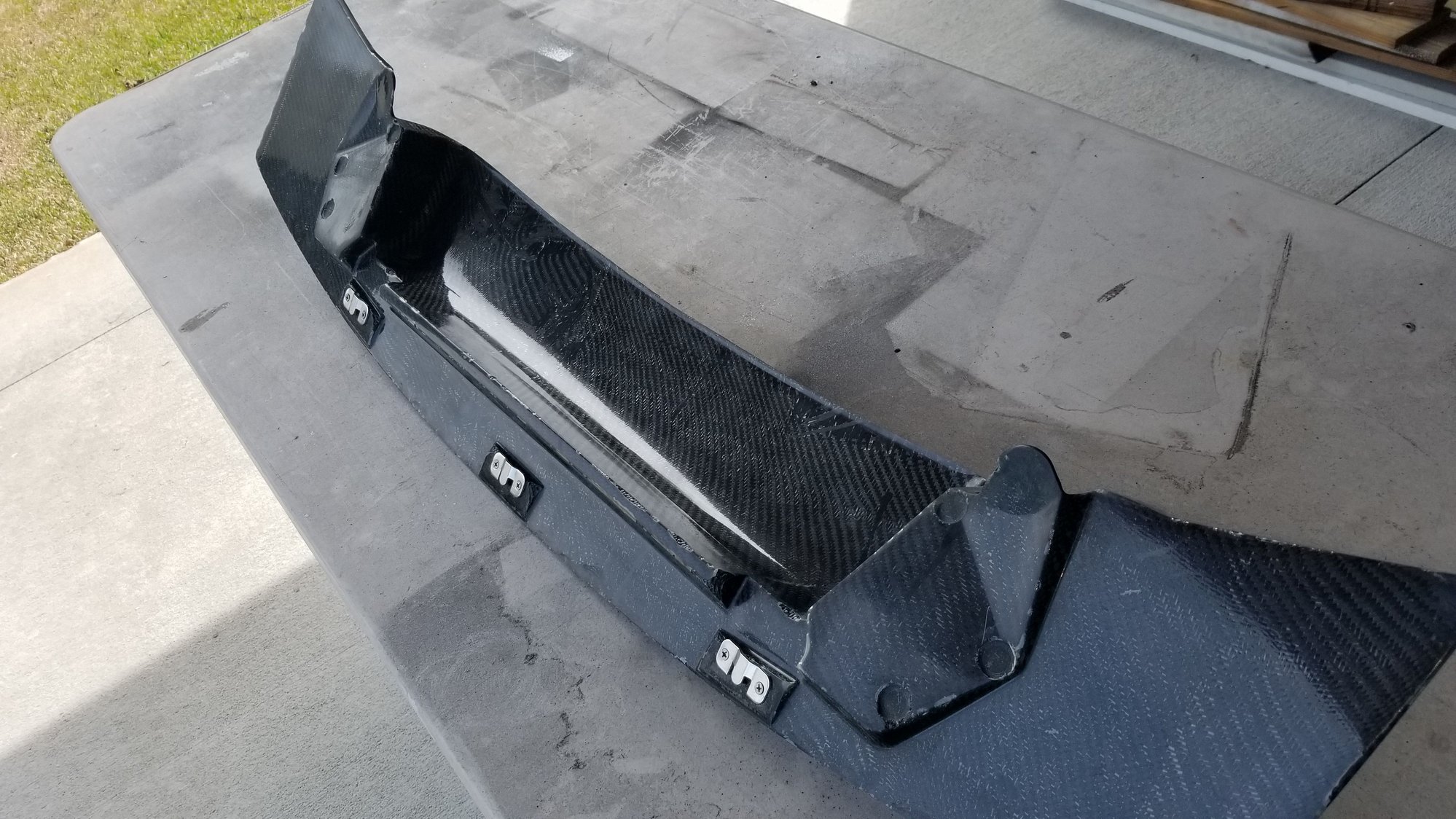 Bottom piece from side