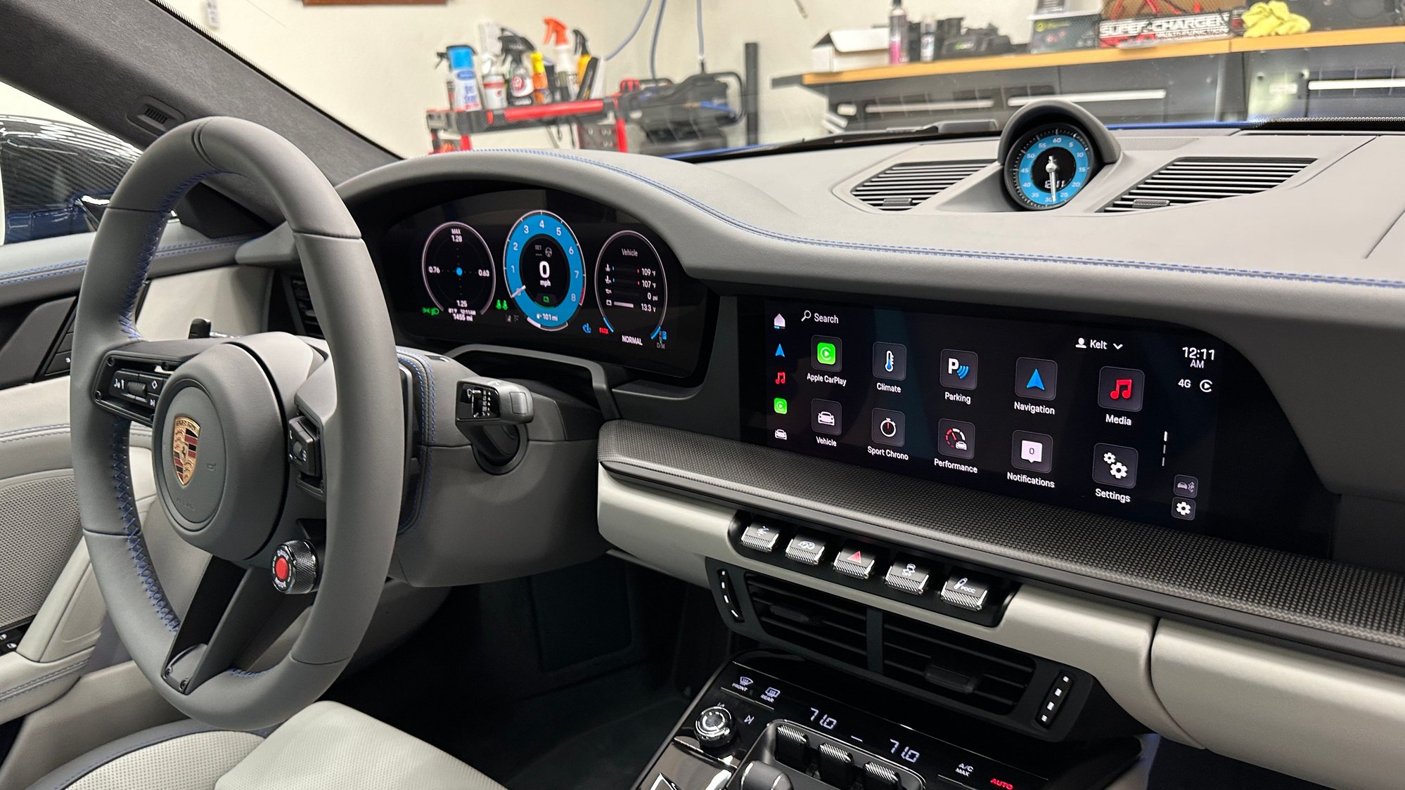 Cant say enough about the artic blue dials making your view more soothing.