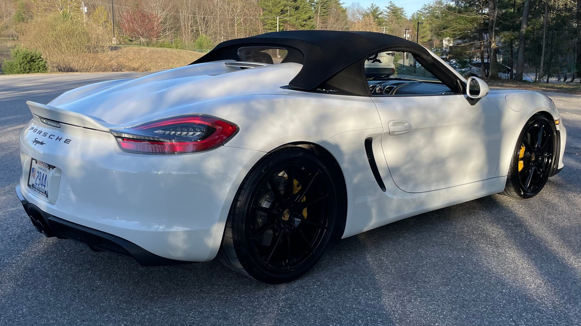 2016 Porsche Boxster - 2016 981 Spyder For Sale - Used - VIN WP0CC2A8XGS152175 - 21,068 Miles - 6 cyl - 2WD - Manual - Convertible - White - Plaistow, NH 03865, United States
