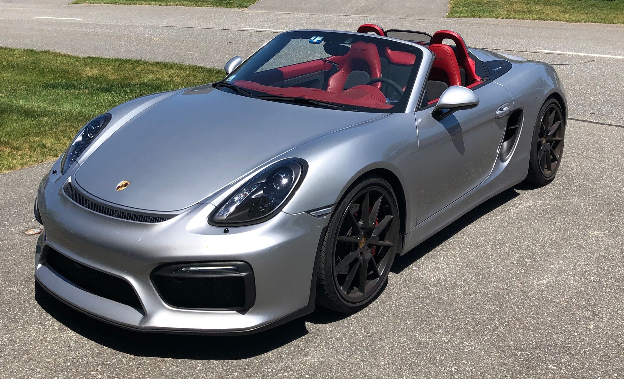 2016 Porsche Boxster - 2016 Porsche Boxter Spyder, Gt Silver/Spyder Classic 13K Miles (CPO) - Used - VIN WP0CC2A87GS152232 - 13,100 Miles - 6 cyl - 2WD - Manual - Silver - Milford, MA 01757, United States