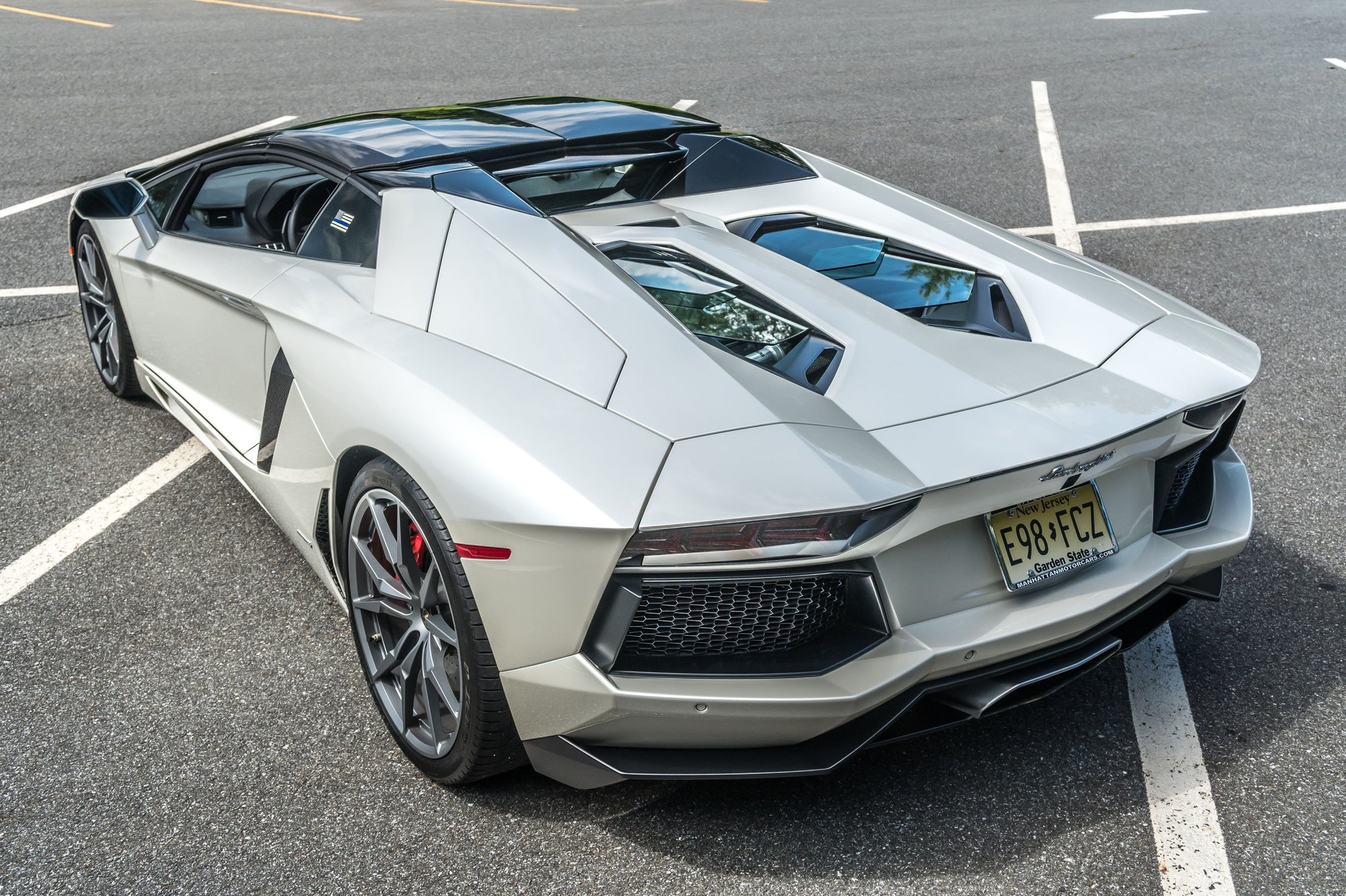 2015 Lamborghini Aventador - 2015 Lamborghini Aventador Roadster - Used - VIN ZHWUR1ZD2FLA03566 - 6,500 Miles - 12 cyl - AWD - Automatic - Coupe - White - Wyckoff, NJ 07481, United States