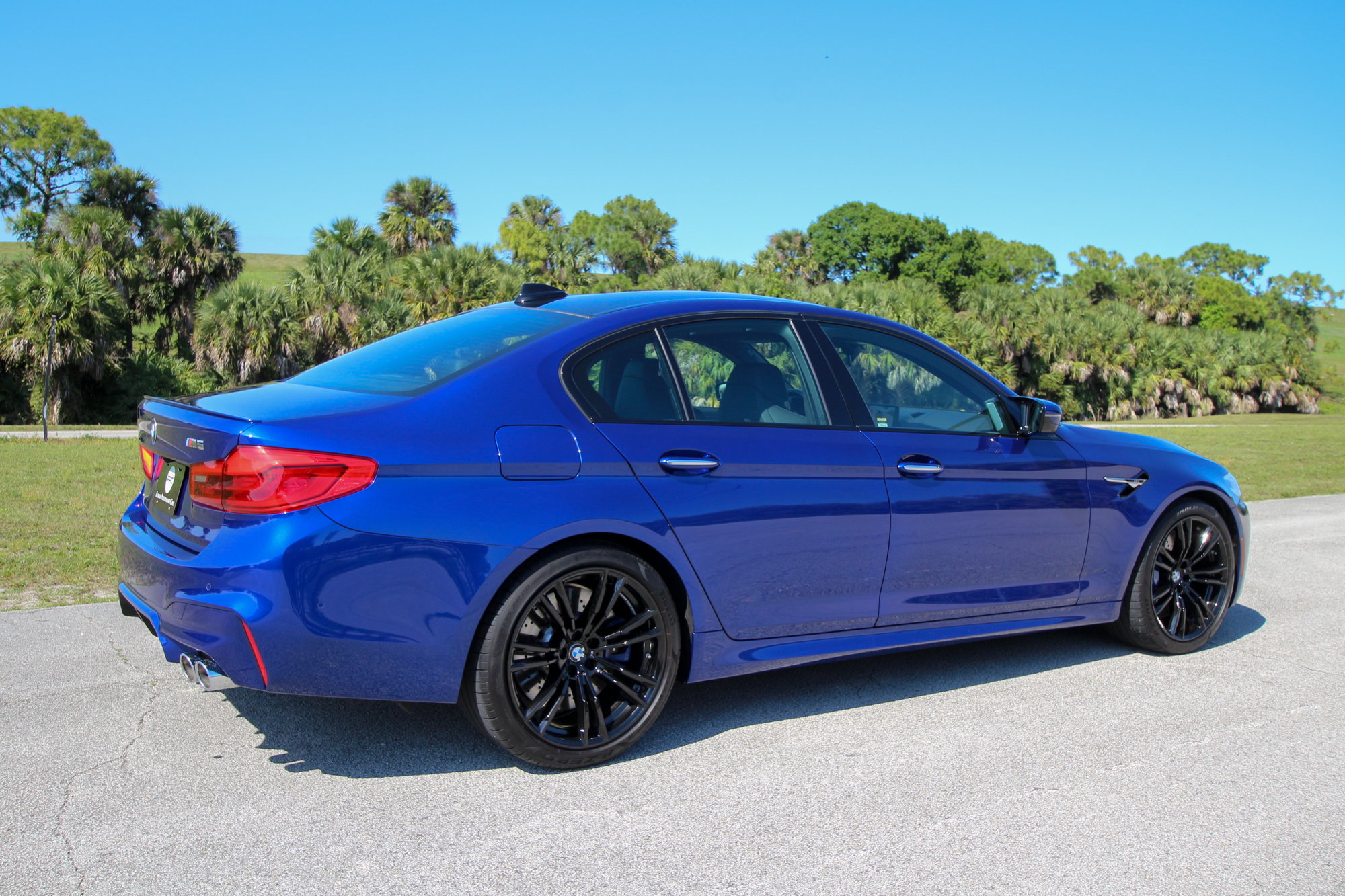 2018 BMW M5 - 2018 BMW M5 in Marina Bay Blue Metallic w/ Executive Pkg - Used - VIN WBSJF0C51JG577499 - 8,832 Miles - 8 cyl - AWD - Automatic - Sedan - Blue - Riviera Beach, FL 33407, United States
