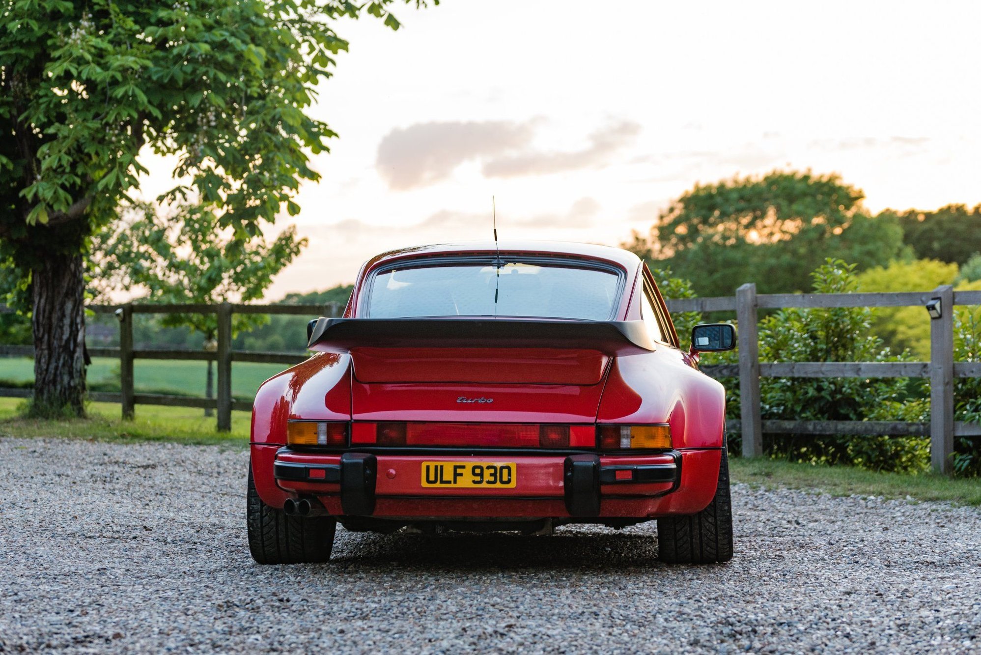 1987 Porsche 911 - 1987 PORSCHE 911 (930) TURBO - Used - VIN On application - 135,000 Miles - 6 cyl - 2WD - Manual - Red - Cheshunt EN7, United Kingdom