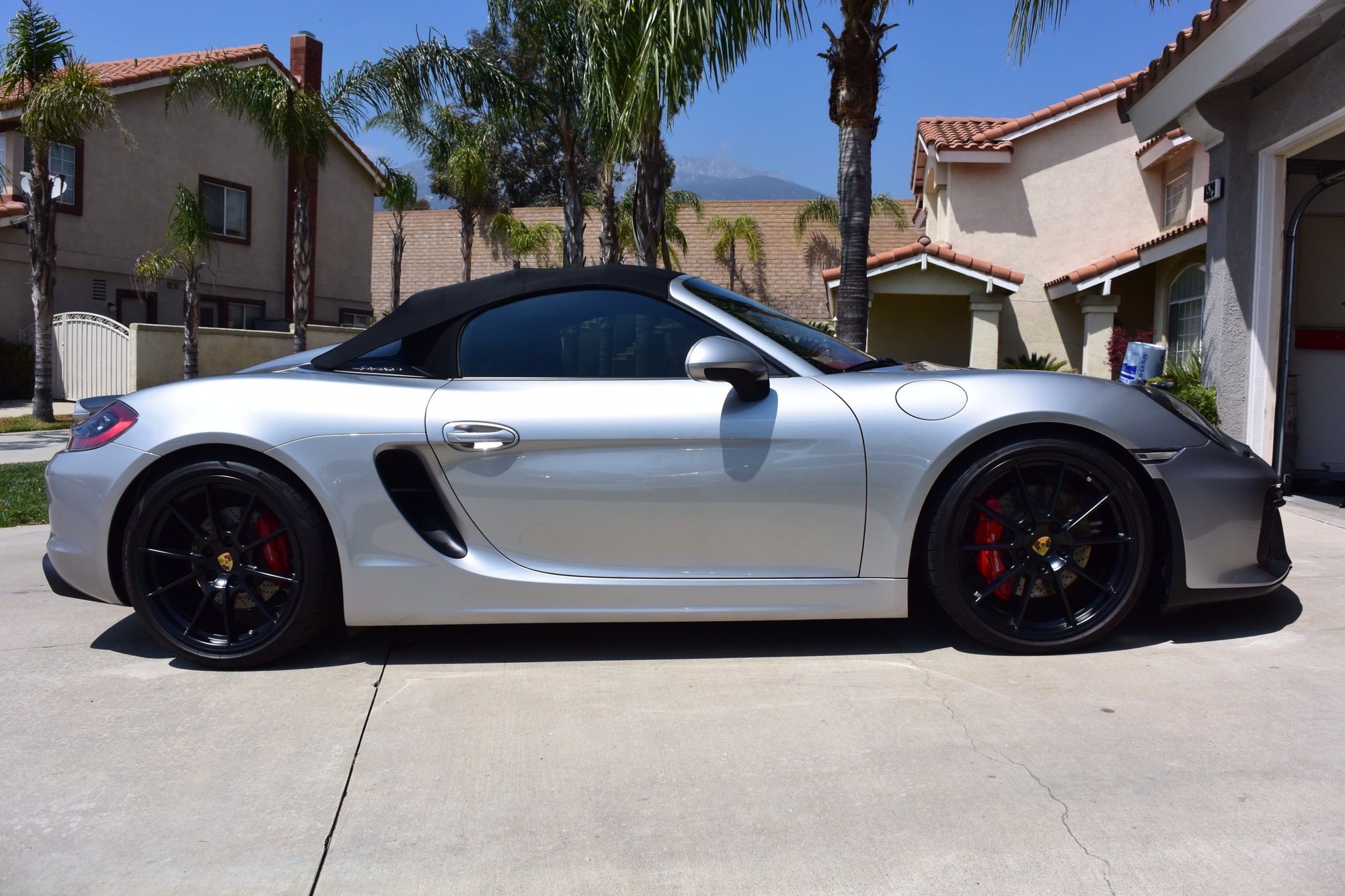 2016 Porsche Boxster - 2016 Porsche Boxster Spyder - Used - VIN WP0CC2A82GS152669 - 7,670 Miles - 6 cyl - 2WD - Manual - Convertible - Silver - Alta Loma, CA 91701, United States
