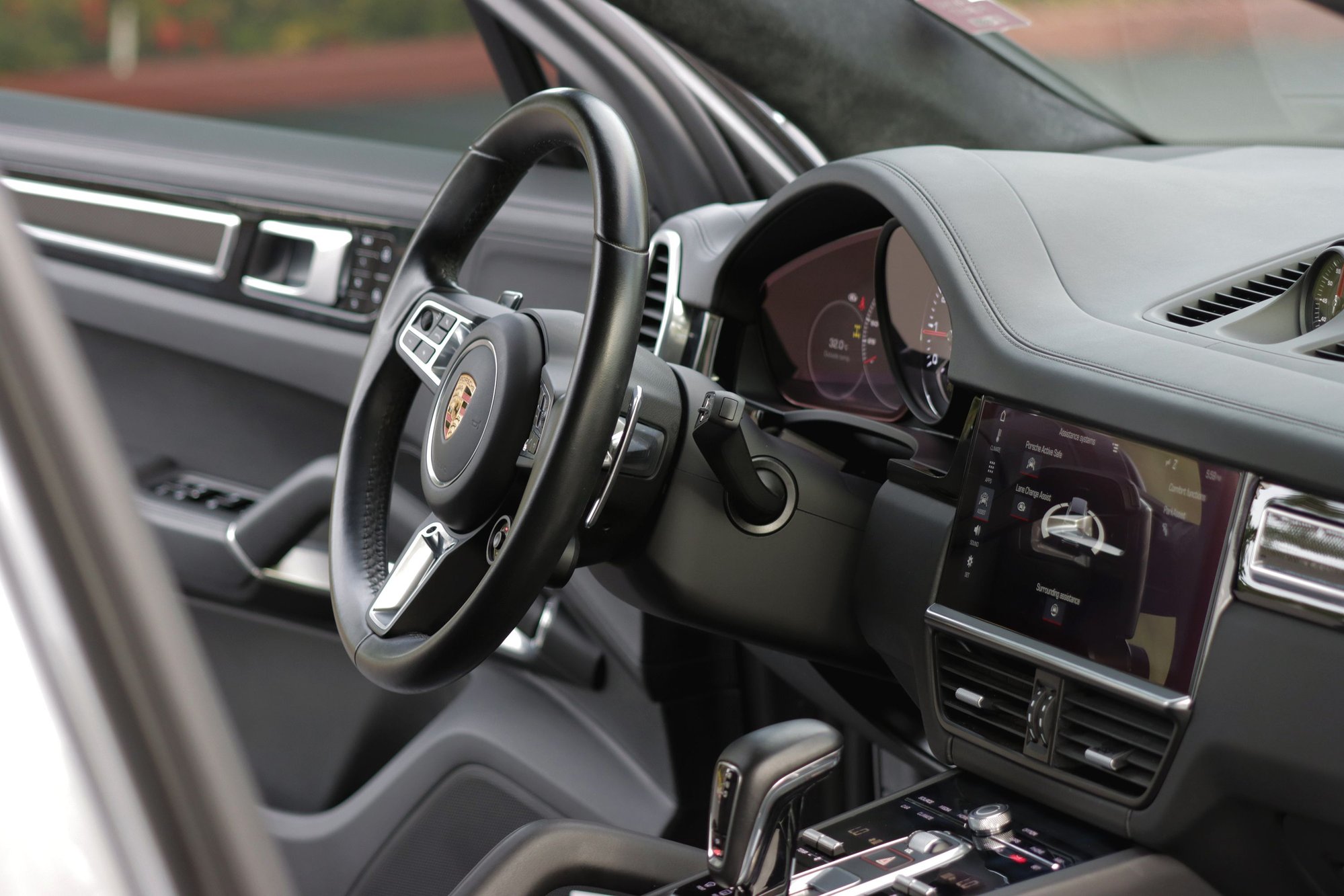 2019 Porsche Cayenne - 2019 Porsche Cayenne Turbo w/ 25K miles - Used - VIN WP1AF2AY4KDA81288 - 25,389 Miles - 8 cyl - AWD - Automatic - SUV - Gray - Aventura, FL 33180, United States