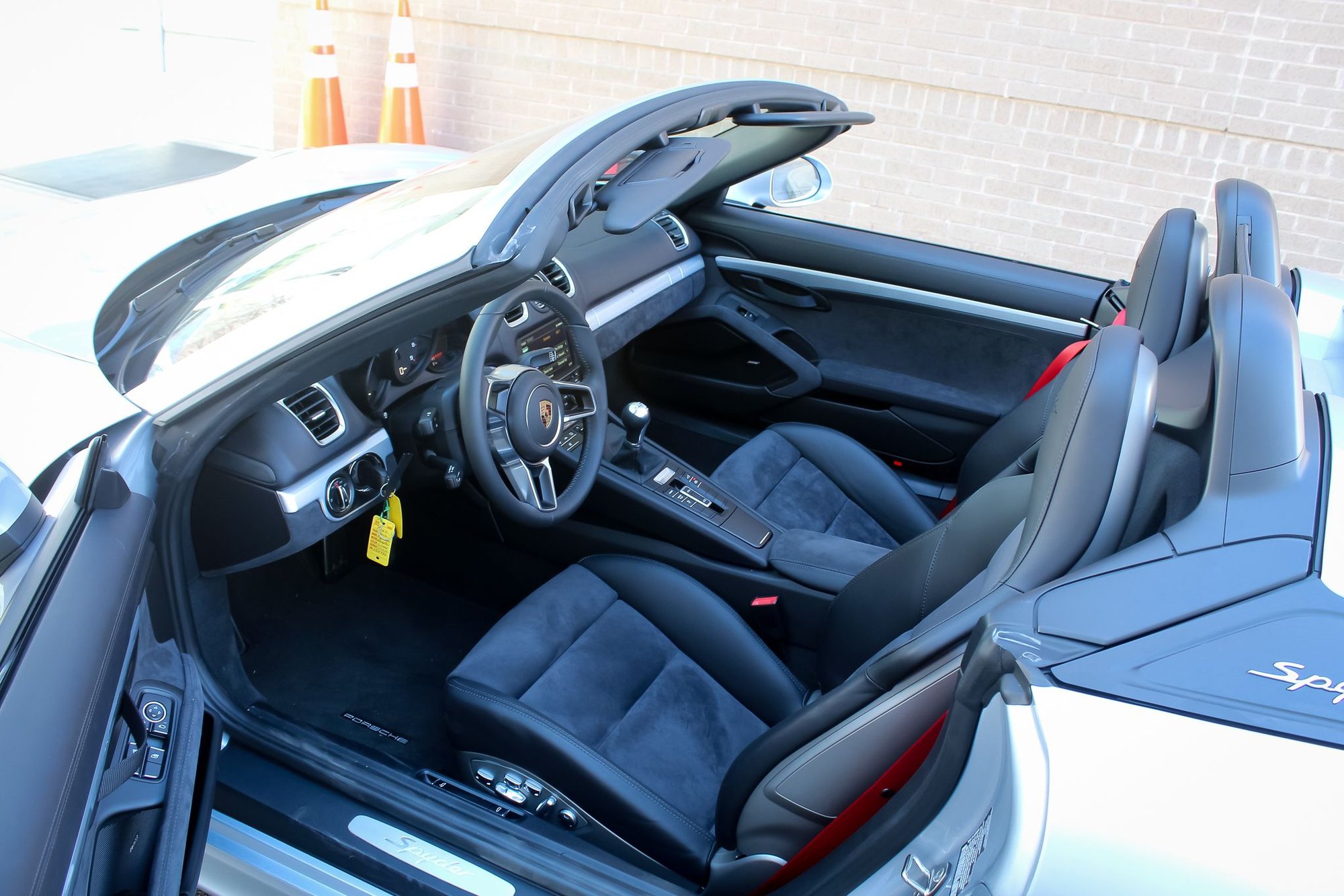 2016 Porsche Boxster - 2016 Boxster Spyder-330 miles!! - Used - VIN WP0CC2A84GS152432 - 330 Miles - 6 cyl - 2WD - Manual - Coupe - Silver - Richmond, VA 23113, United States