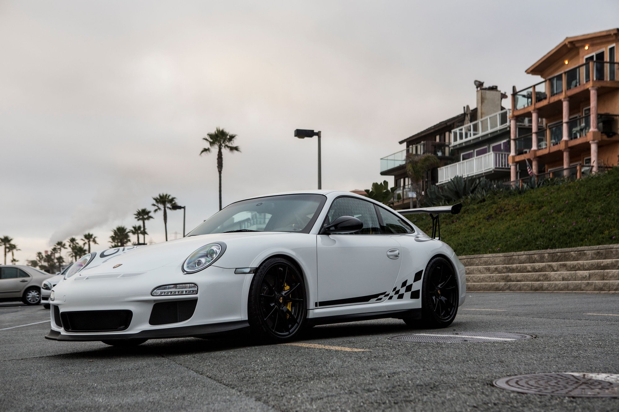 2011 Porsche GT3 - 2011 Porsche GT3RS White/Black **PCCB, BUCKET SEATS, DZL CUSTOMIZATION** - Used - VIN WP0AC2A92BS783558 - 15,850 Miles - 6 cyl - 2WD - Manual - Coupe - White - La Canada-Flintridge, CA 91011, United States