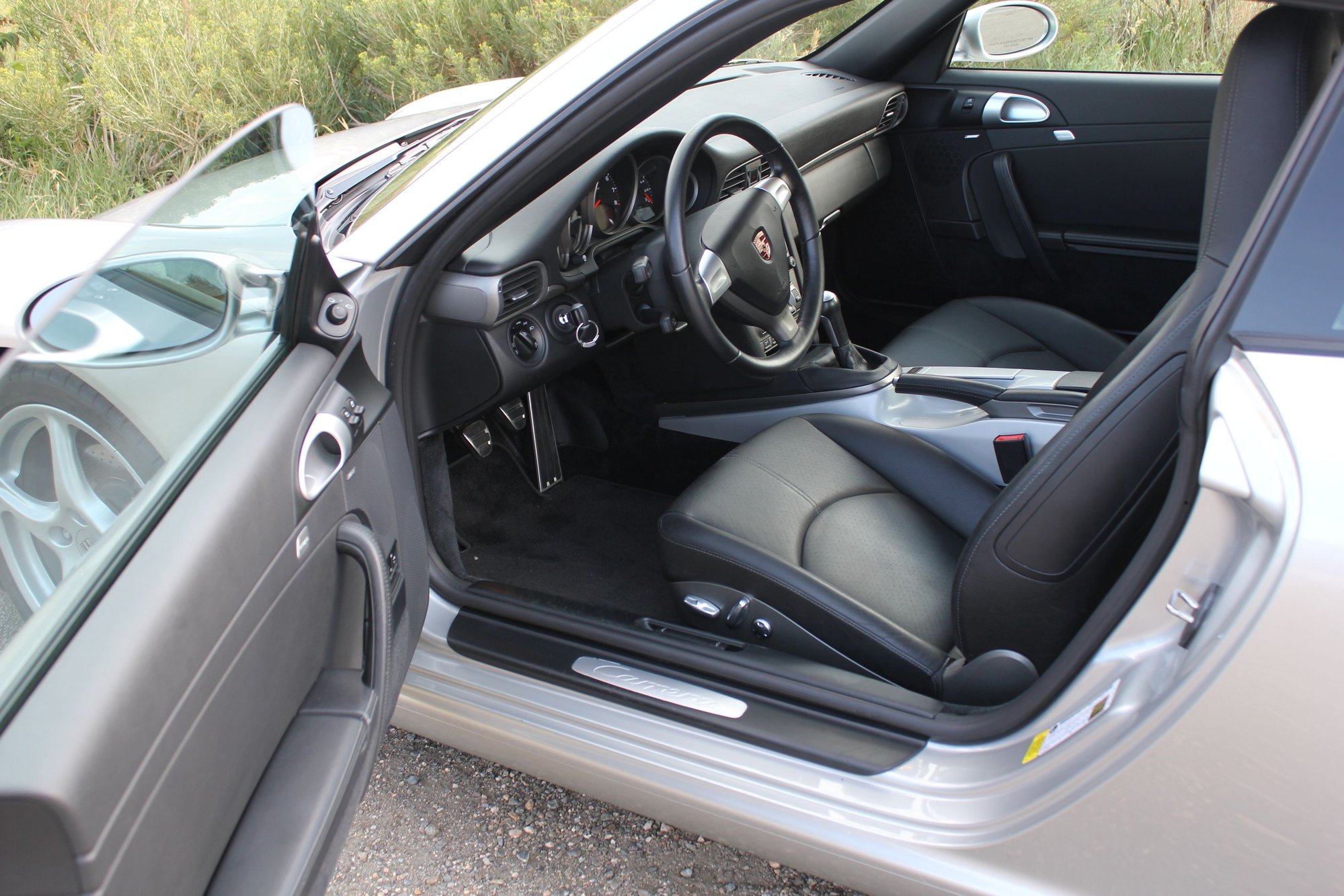 2007 Porsche 911 - 2007 997 Carrera, 18k miles, Very Clean - Used - VIN WP0AA29927S710708 - 18,025 Miles - 6 cyl - 2WD - Manual - Coupe - Silver - Lakewood, CO 80228, United States
