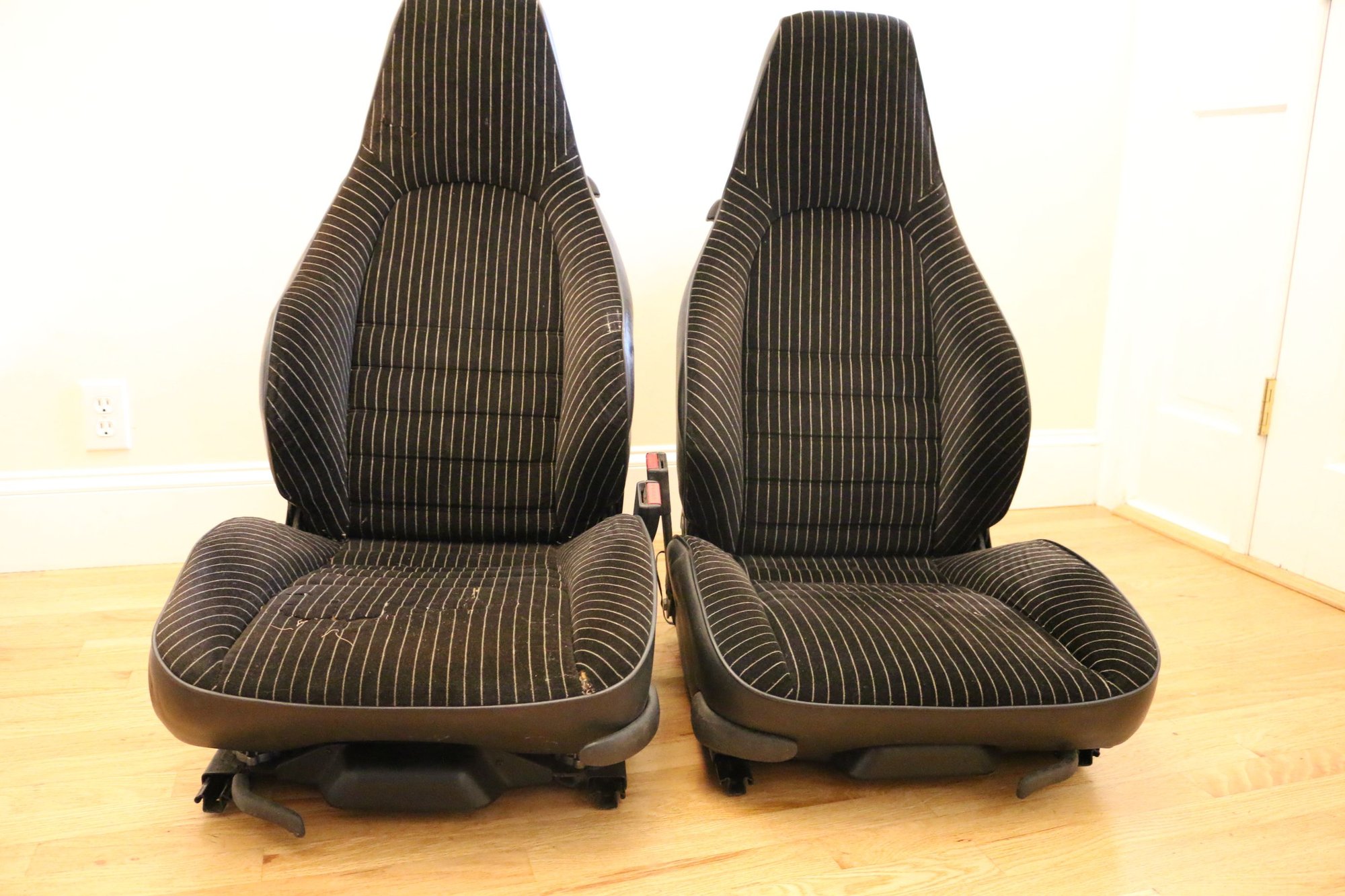 Interior/Upholstery - Rare pinstripe factory Recaro sport seats Porsche 911 944 - Used - Norcross, GA 30071, United States