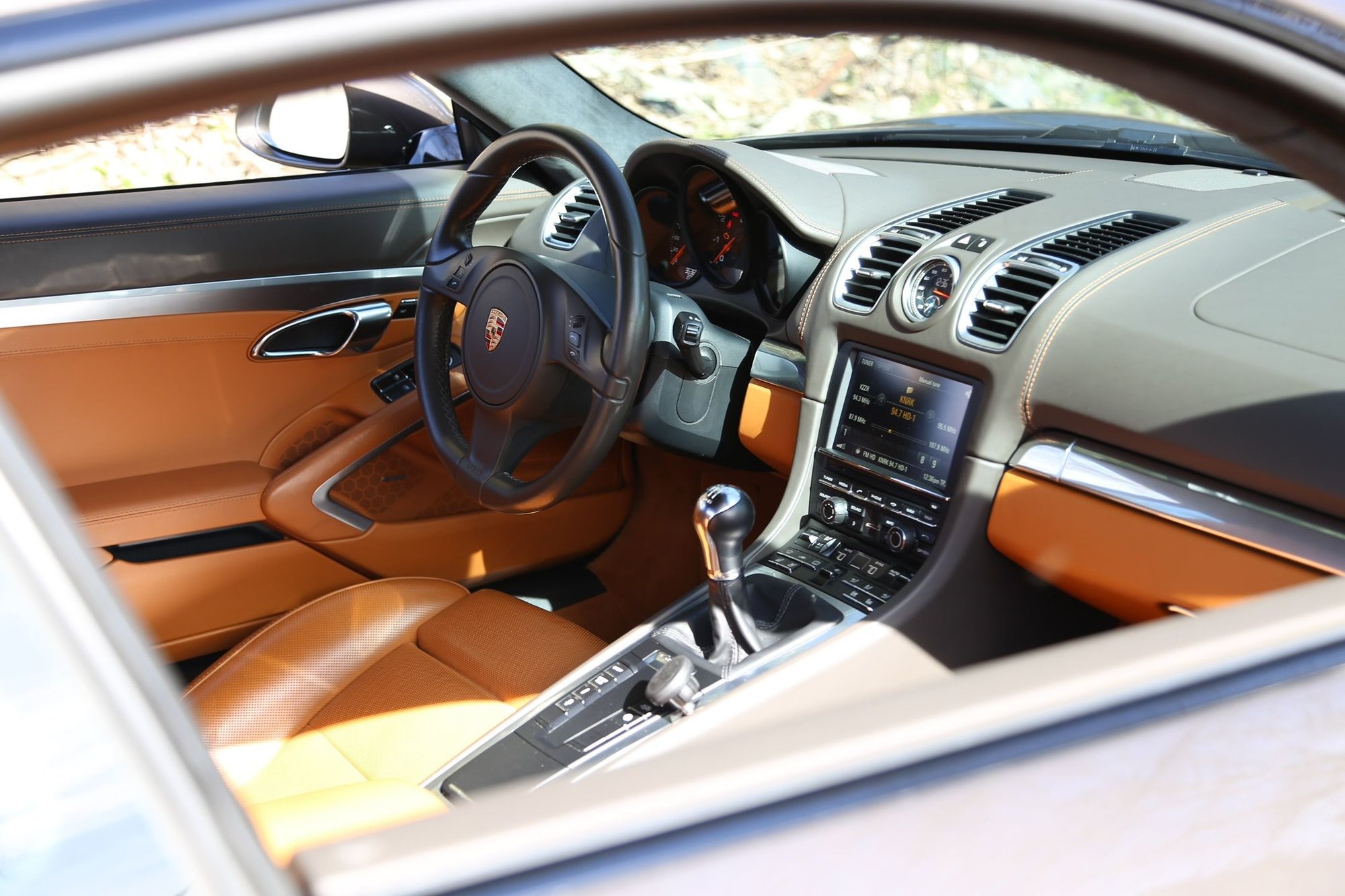 2015 Porsche Cayman - 2015 981 Cayman GTS - 6-Speed Manual, PTV, 18-Way Seats - Used - VIN WP0AB2A82FK184594 - 36,000 Miles - 6 cyl - 2WD - Manual - Coupe - Brown - Sherwood, OR 97140, United States