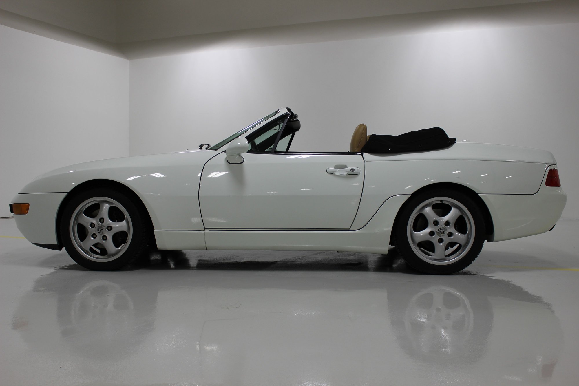 1994 Porsche 968 - 1994 Porsche 968 Cabriolet - Used - VIN WP0JB0922KS860833 - 79,123 Miles - 4 cyl - 2WD - Manual - Convertible - White - Chicago, IL 60618, United States