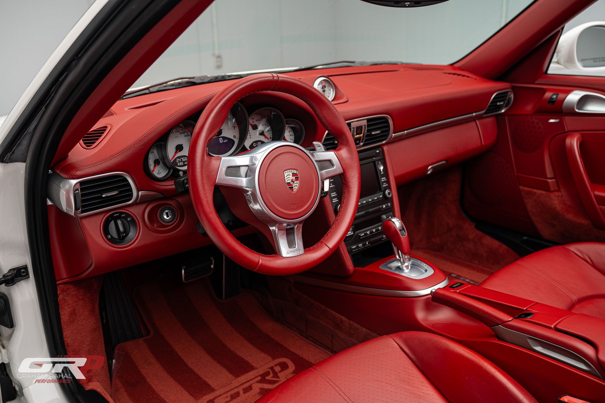 2011 Porsche 911 - 2011 Turbo S Cabriolet - Carrara White over Carrara Red - Used - VIN WP0CD2A99BS77335 - 24,768 Miles - 6 cyl - AWD - Automatic - Convertible - White - Indianapolis, IN 46077, United States