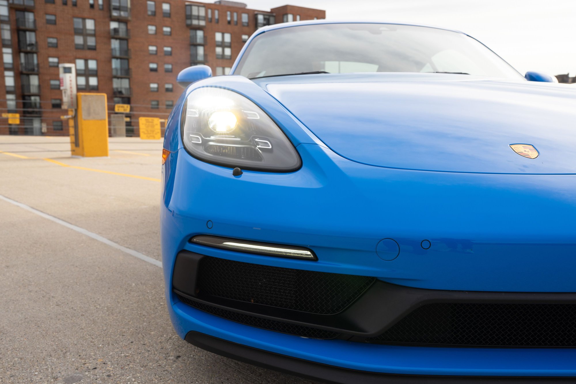 2022 Porsche 718 - 2022 Porsche 718 Cayman GTS 4.0 PDK — Shark Blue — 15k Miles — Extra Wheels - Used - VIN WP0AD2A82NS268262 - 15,270 Miles - 6 cyl - 2WD - Automatic - Coupe - Blue - Arlington Heights, IL 60004, United States