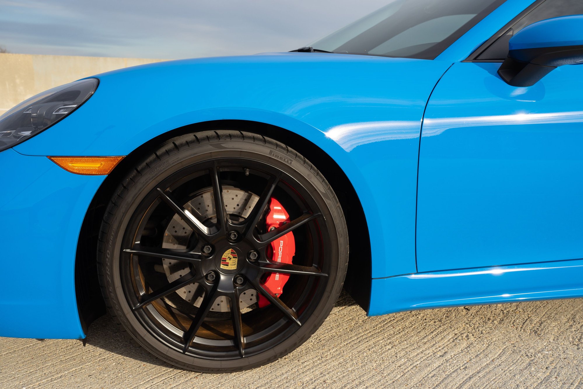 2022 Porsche 718 - 2022 Porsche 718 Cayman GTS 4.0 PDK — Shark Blue — 15k Miles — Extra Wheels - Used - VIN WP0AD2A82NS268262 - 15,270 Miles - 6 cyl - 2WD - Automatic - Coupe - Blue - Arlington Heights, IL 60004, United States