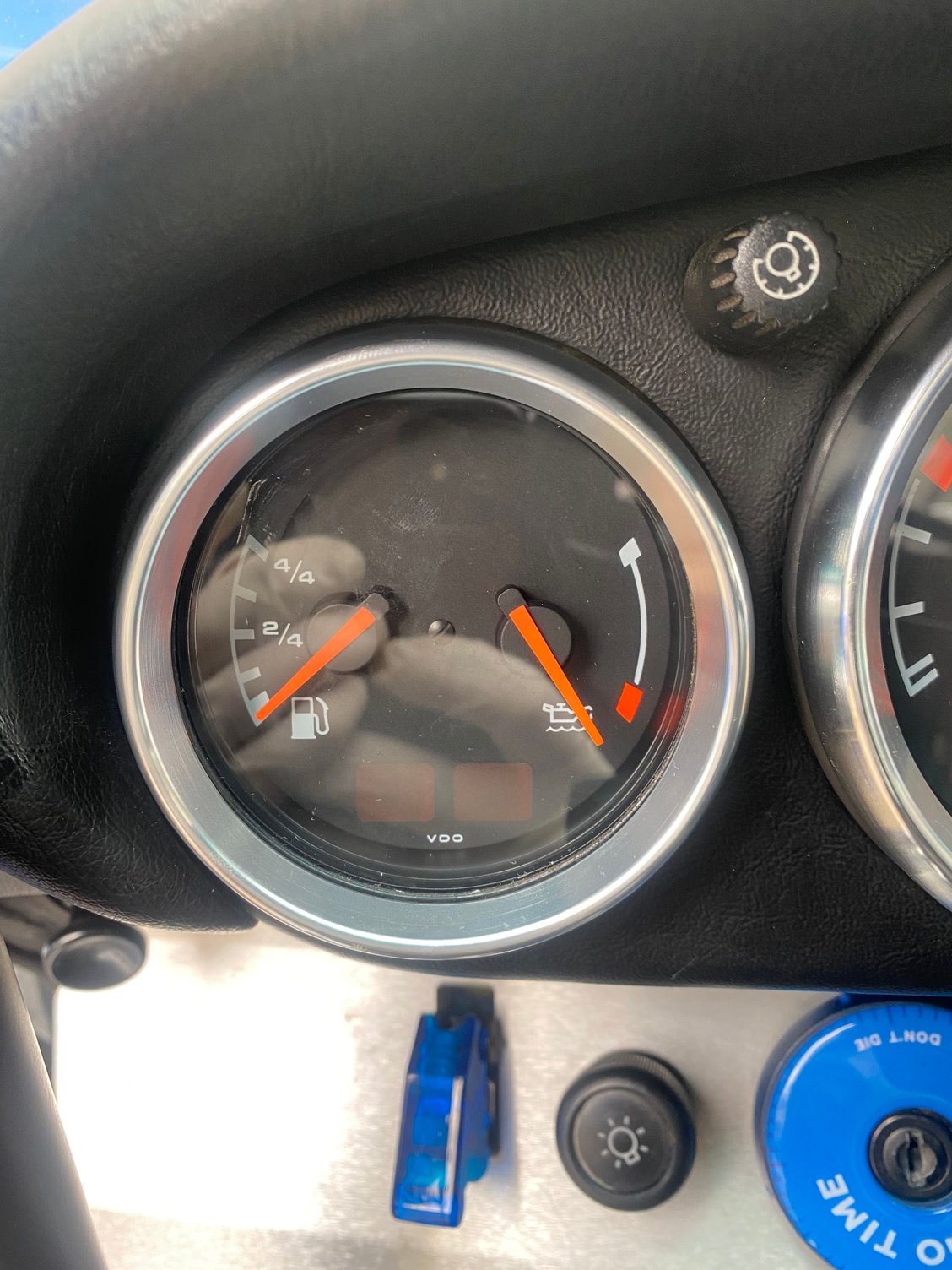 Fuel and oil level gauge don’t work Rennlist Porsche Discussion Forums