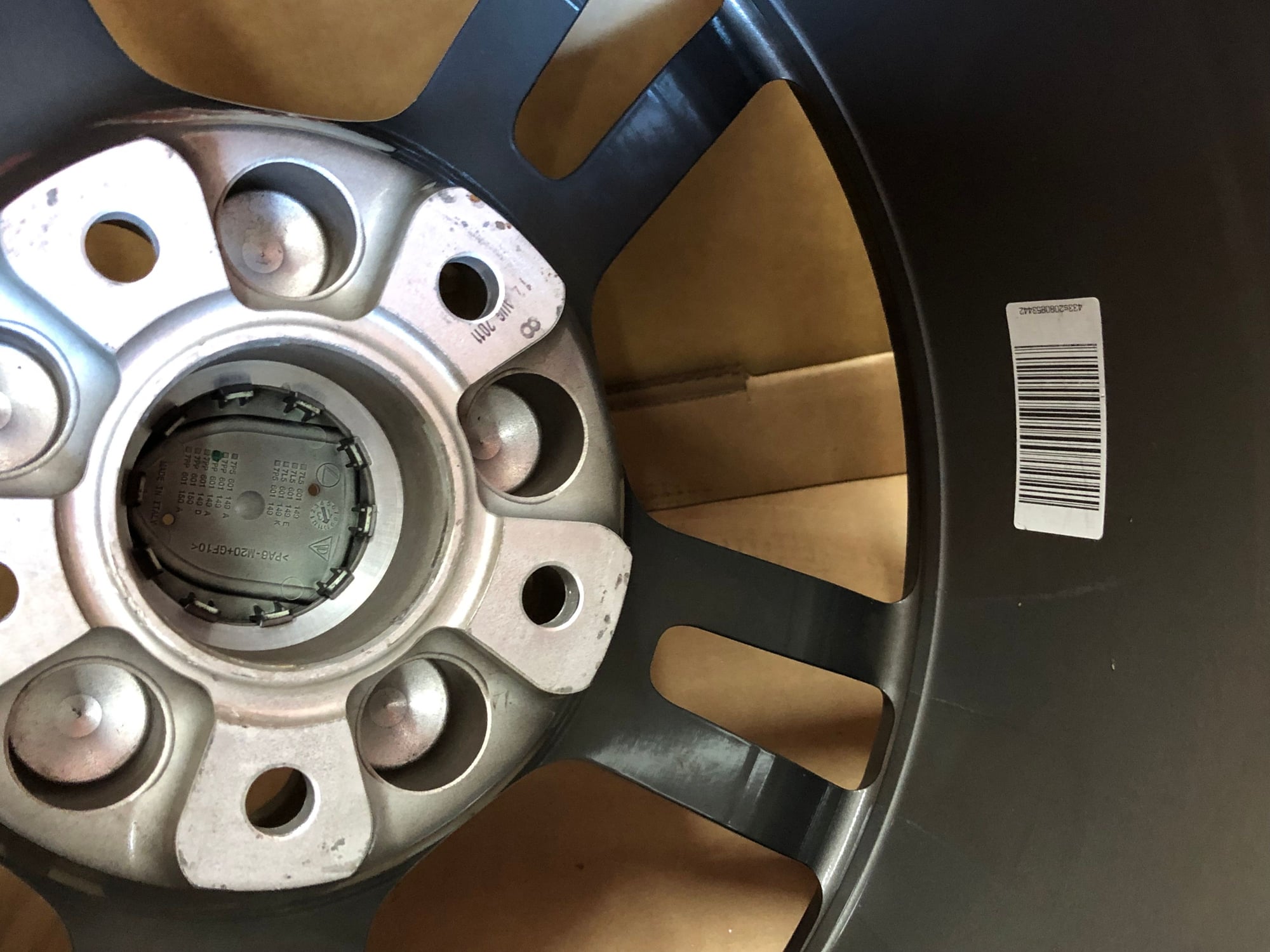 Wheels and Tires/Axles - Porsche OEM Turbo II Style wide body 997 911 Wheels - Used - 2005 to 2012 Porsche Carrera - Bronx, NY 10452, United States