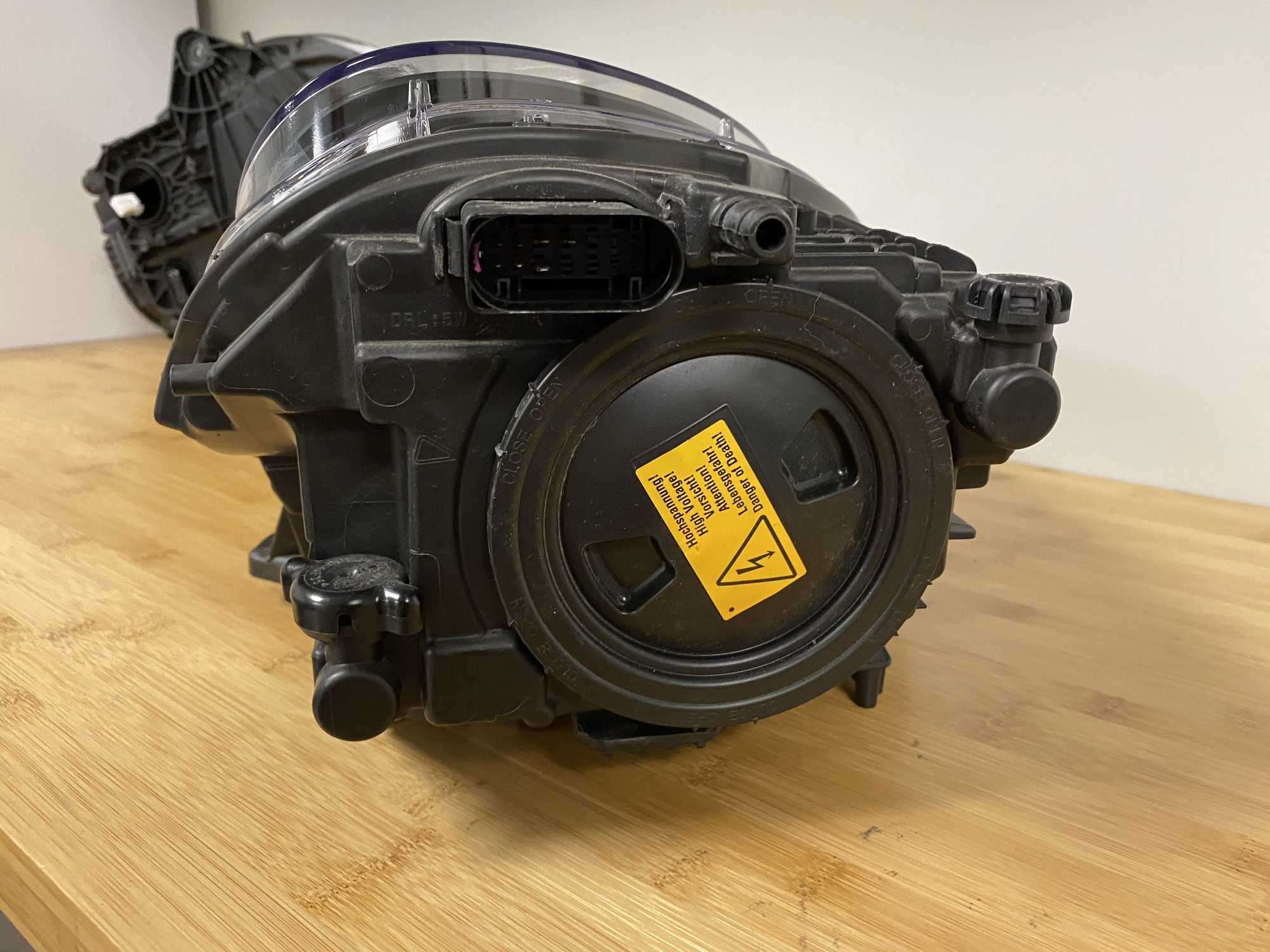 FS Macan Black BiXenon Headlights (w/PDLS) Rennlist Porsche