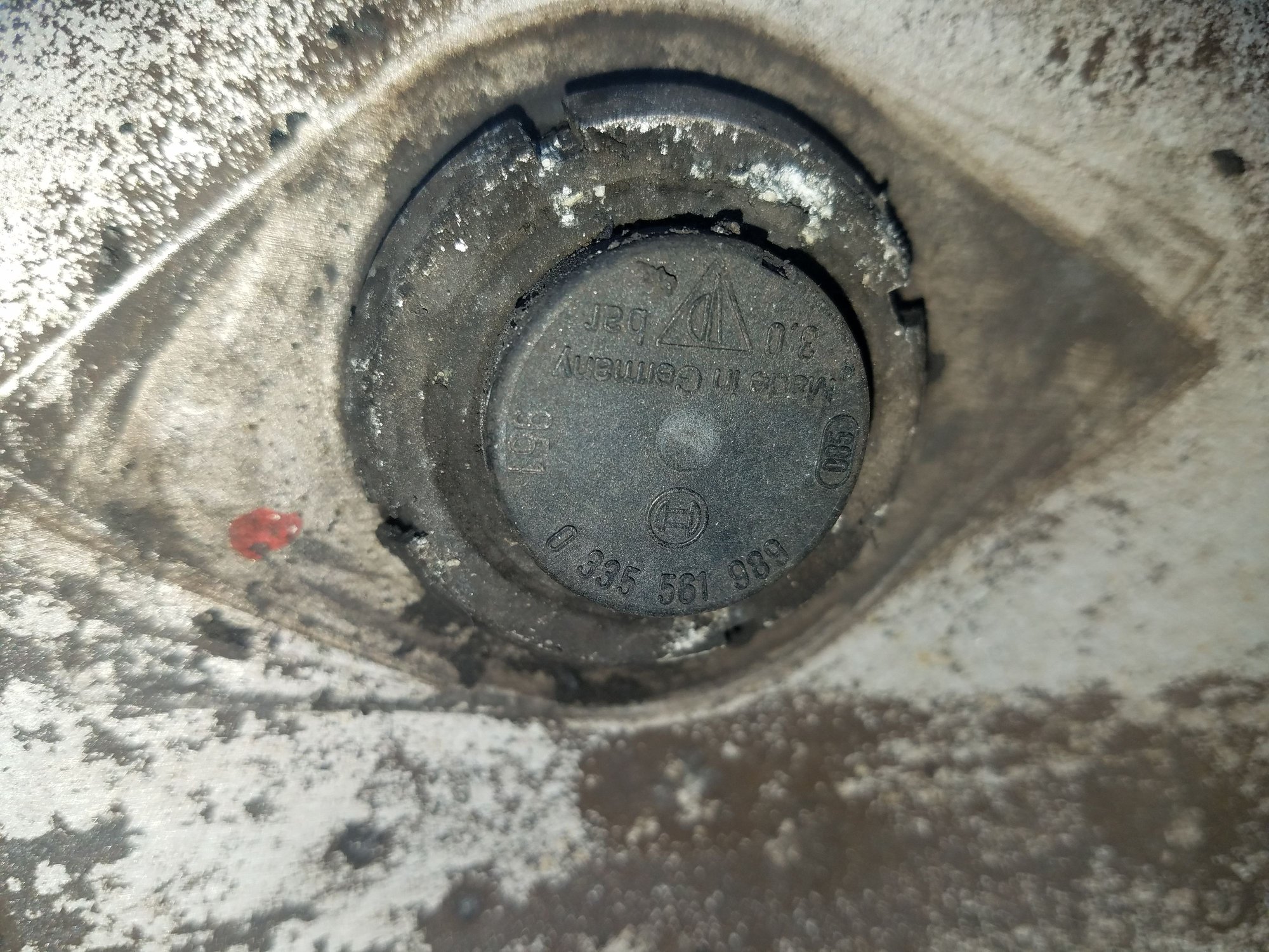 Wheels and Tires/Axles - 928 90-91 man hole wheels with RDK (tpms) - Used - 1990 to 1991 Porsche 928 - Farmingtn Hls, MI 48334, United States