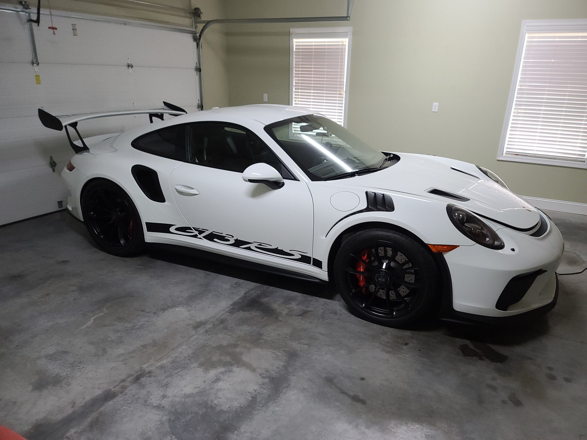 2019 Porsche GT3 - 2019 Porsche GT3RS with 15k aftermarket add ons... - Used - VIN WPOAF2A91KS164716 - 4,361 Miles - 6 cyl - 2WD - Automatic - Coupe - White - Knoxville, TN 37849, United States