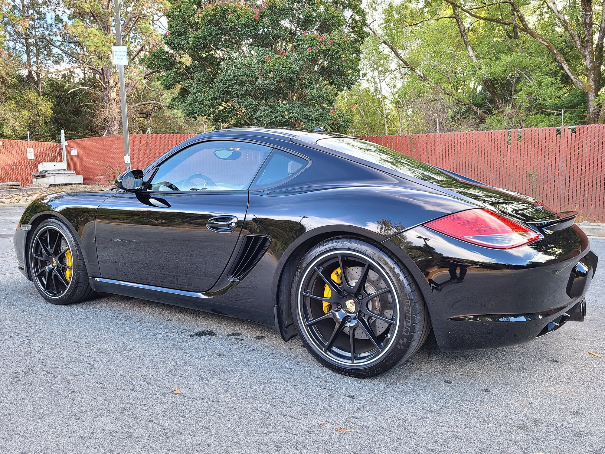 12 Porsche Cayman S Black Edition 6 Speed Lwb Pccb Rennlist Porsche Discussion Forums