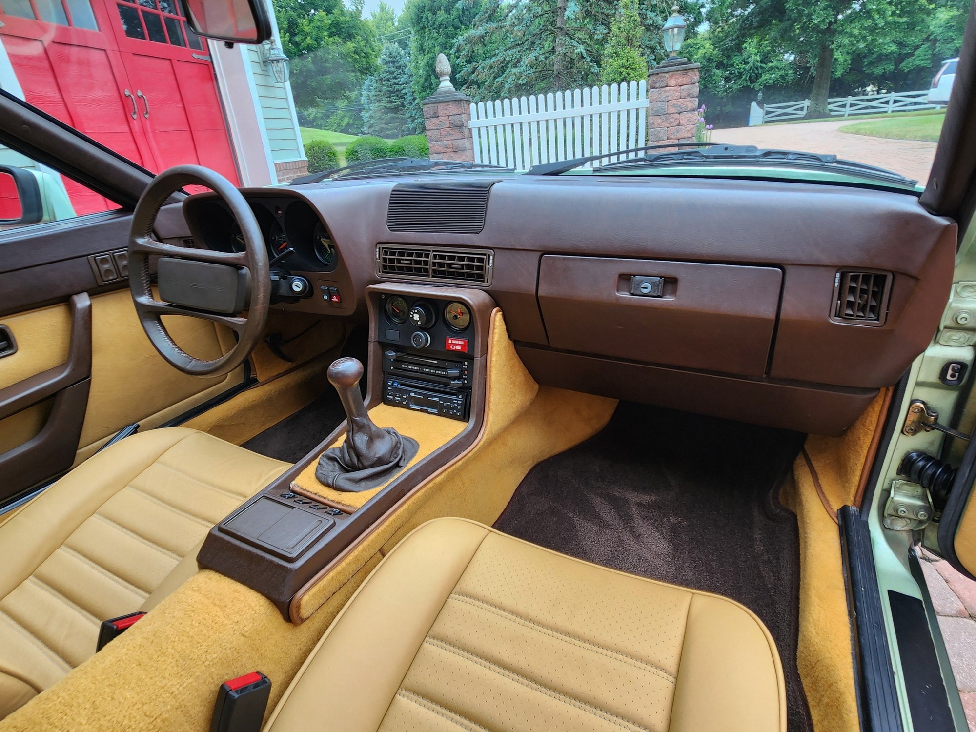 1980 Porsche 924 - 1980 Porsche 924 TURBO Original Paint Amazing 931 Runs and Drives Perfectly COLD A/C - Used - VIN 93A0152598 - 86,800 Miles - 4 cyl - 2WD - Manual - Hatchback - Other - Richboro, PA 18954, United States