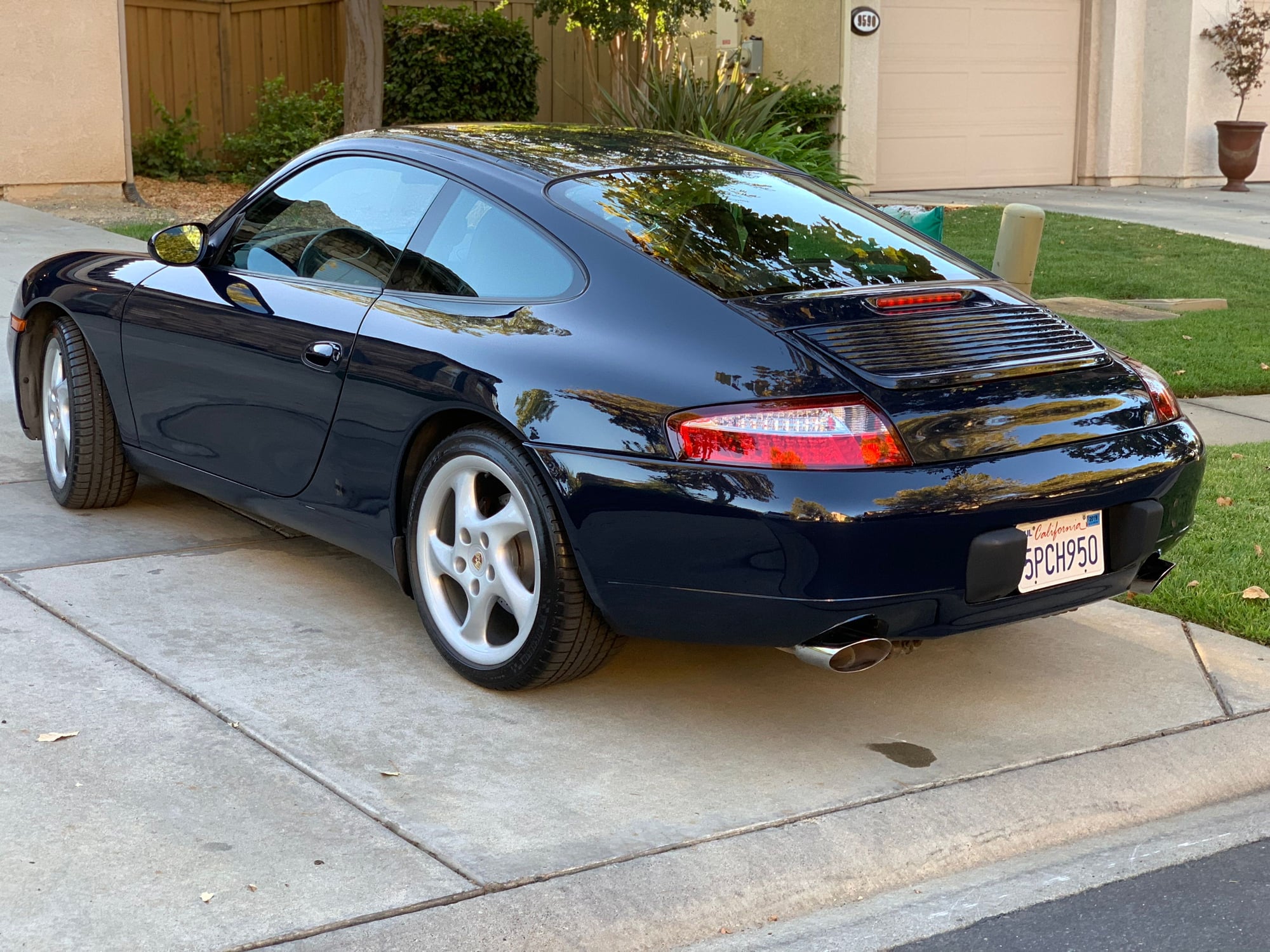 2001 Porsche 911 - 2001 Carrera 996 - Brand New Paint! - Used - VIN Wp0aa29941s621908 - 112,800 Miles - 6 cyl - 2WD - Manual - Coupe - Blue - Litchfield Park, AZ 85340, United States