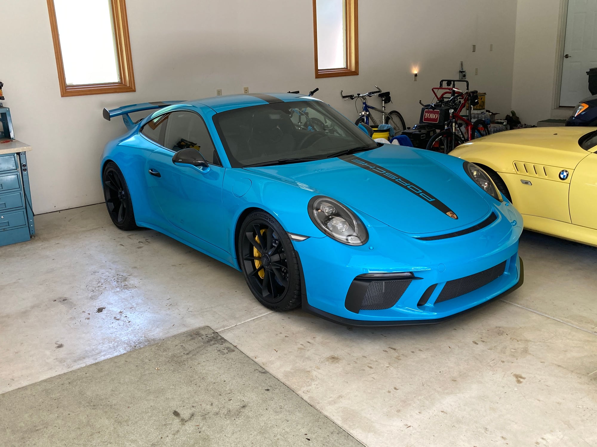 2018 Porsche 911 - 2018 GT3 - Used - VIN WP0AC2A92JS174825 - 2,200 Miles - 6 cyl - 2WD - Manual - Coupe - Blue - Hales Corners, WI 53130, United States