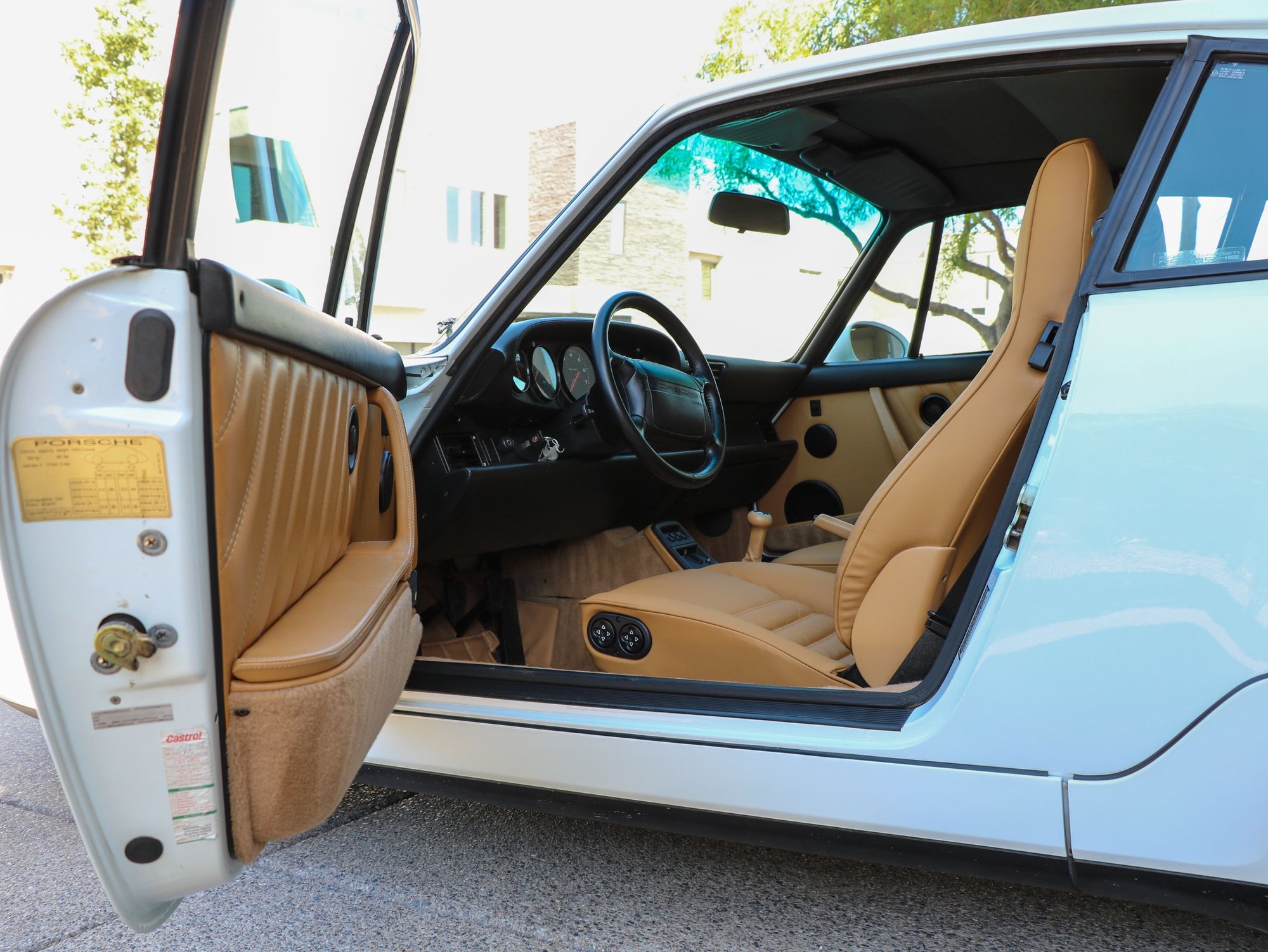 1994 Porsche 911 - 1994 964 C2 w/LSD option - Used - VIN WP0AB2966RS420218 - 103,300 Miles - 6 cyl - 2WD - Manual - Coupe - White - Las Vegas, NV 89012, United States