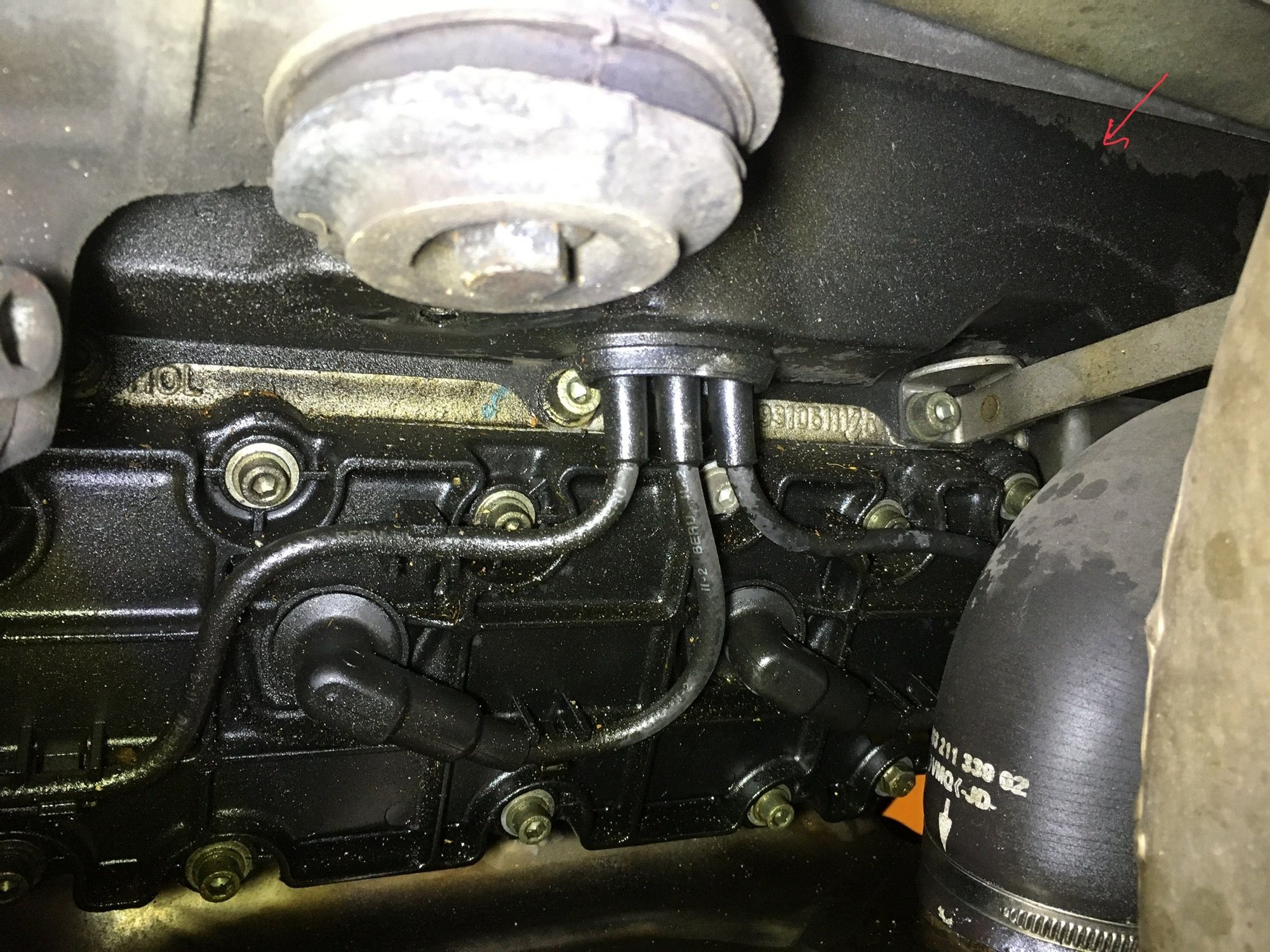 Valve cover gasket leak, lower or upper? Rennlist Porsche