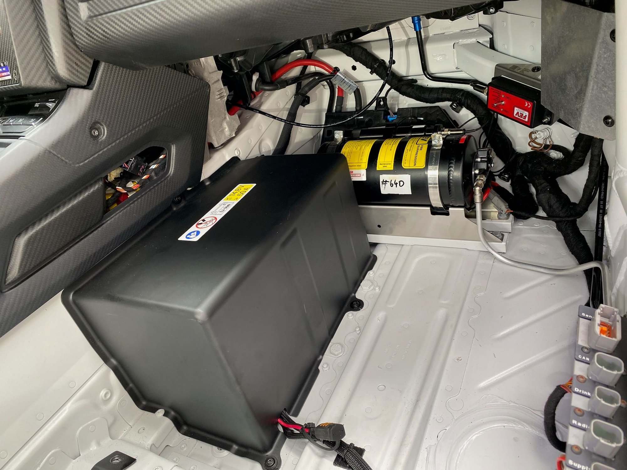 2020 Porsche 718 Cayman - 2020 Porsche 718 GT4 Clubsport Competition - Used - VIN WP0ZZZ98ZLK299742 - 2,675 Miles - Fort Myers, FL 33908, United States