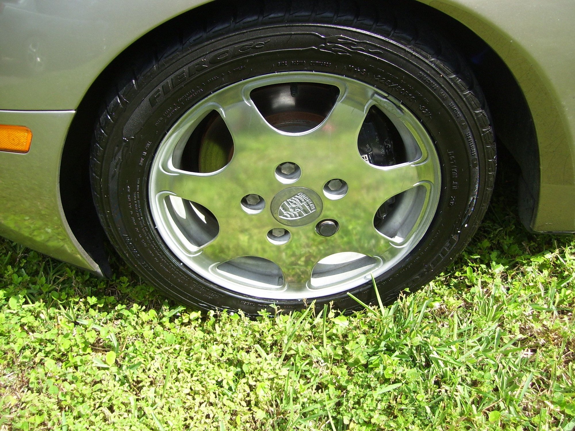 Drivetrain - WTB: 16-inch ClubSport wheel, 9-inch width. - Used - 1988 to 1990 Porsche 944 - Saugatuck, MI 49453, United States