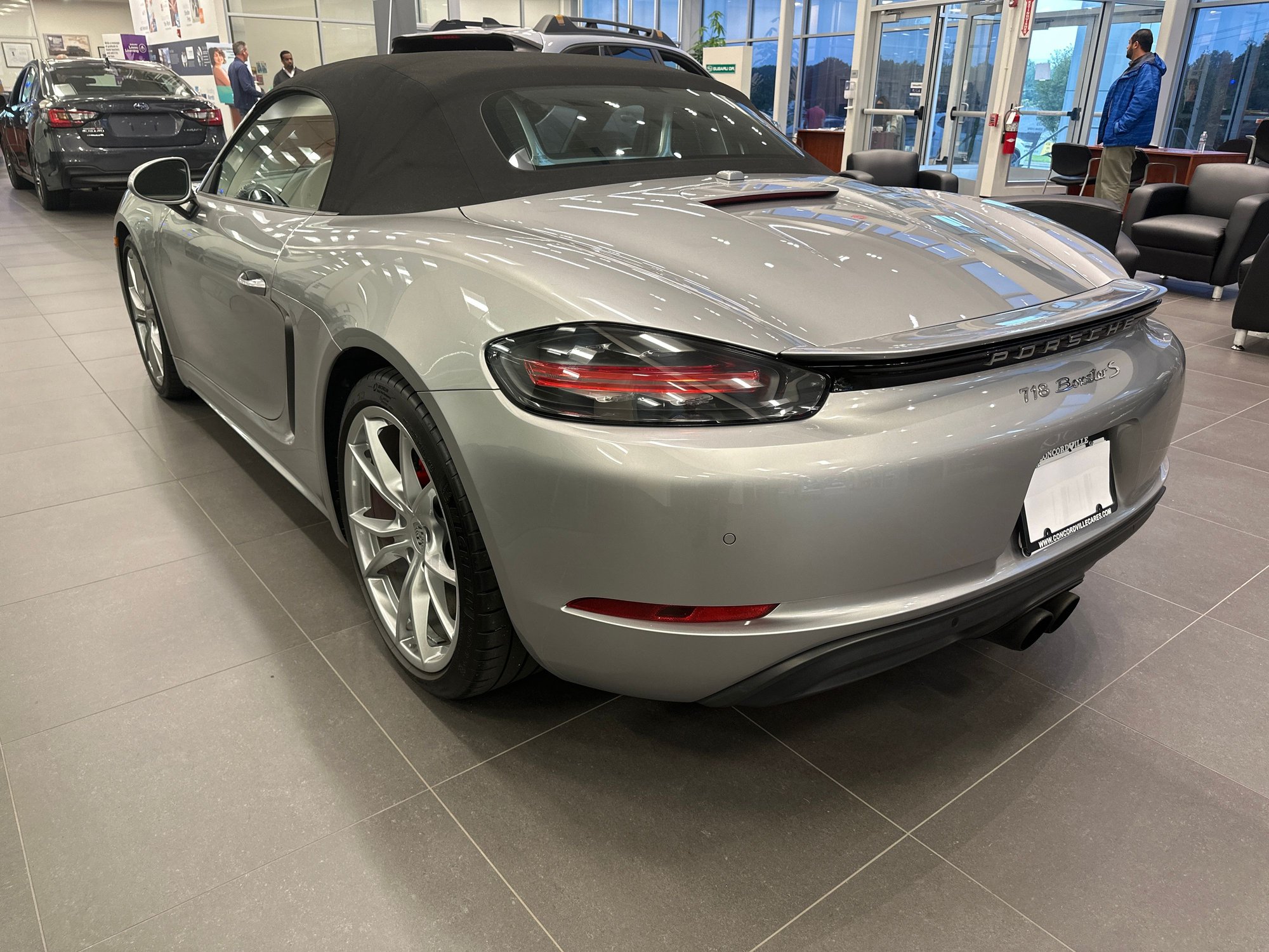 2017 Porsche 718 Boxster - 2017 Porsche Boxter S - Used - VIN WP0CB2A82HS241081 - 22,276 Miles - Automatic - Chadds Ford, PA 19317, United States