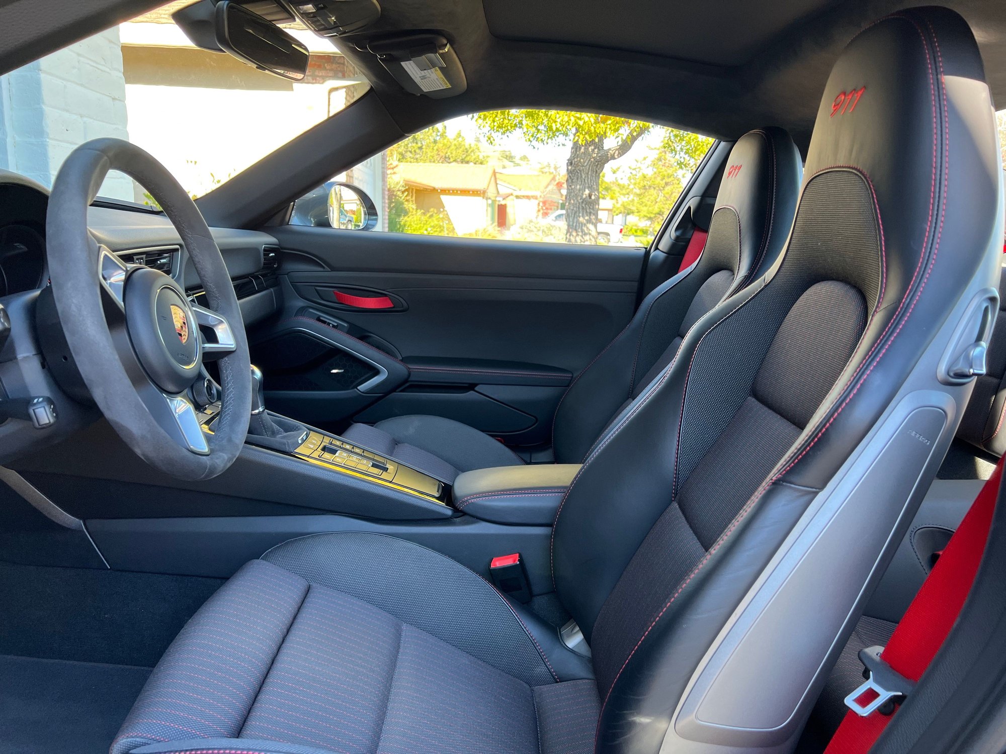 2019 Porsche 911 - 2019 Carrera T. Manual. Black. Certified. - Used - VIN WP0AA2A93KS104063 - 14,200 Miles - 6 cyl - 2WD - Manual - Coupe - Black - San Jose, CA 95120, United States