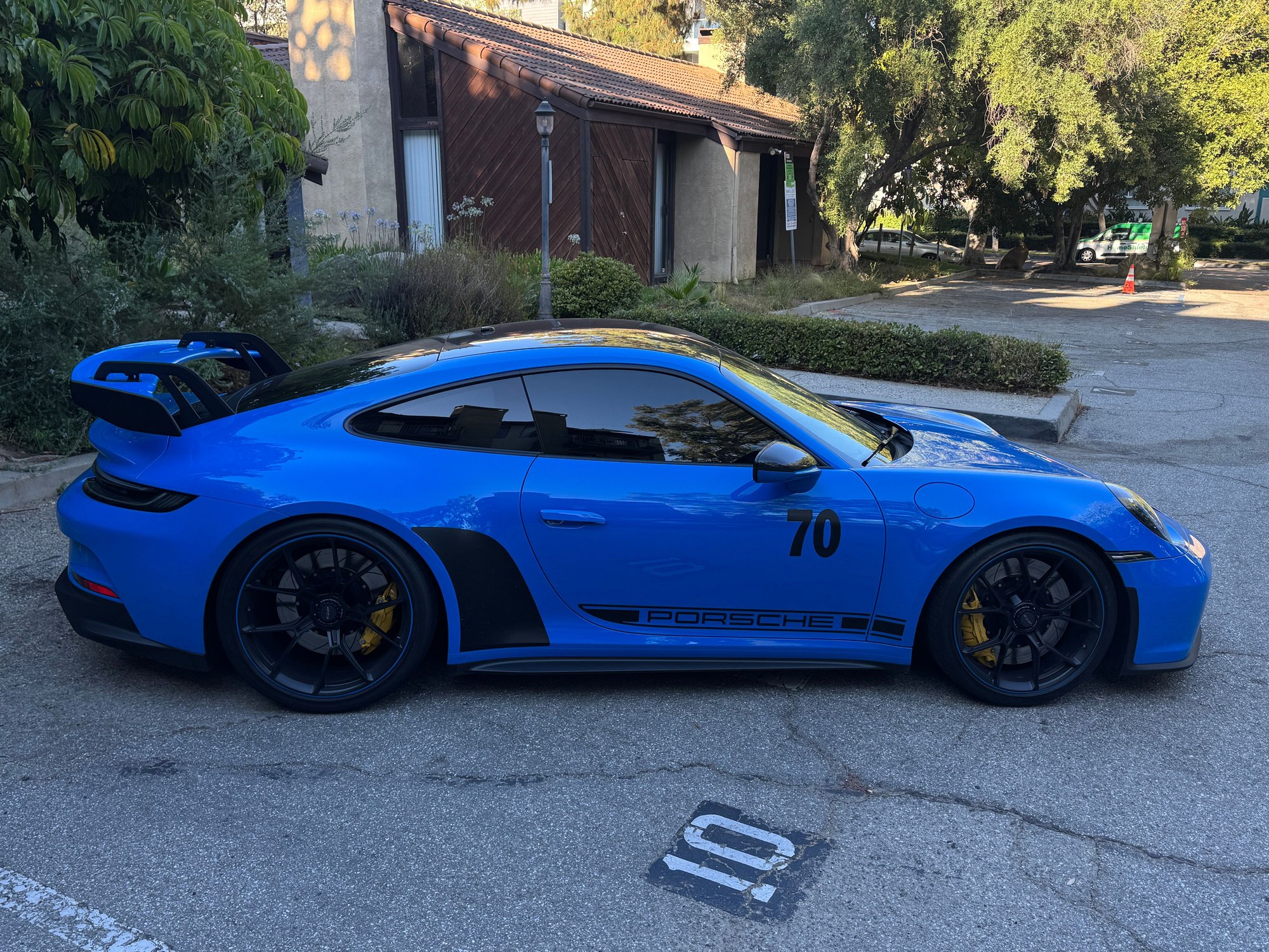 2022 Porsche 911 - Porsche 911 GT3 - Single Owner, Warranty, Buckets - Used - VIN WP0AC2A9XNS268733 - 33,100 Miles - 6 cyl - 2WD - Automatic - Coupe - Blue - Pasadena, CA 91103, United States
