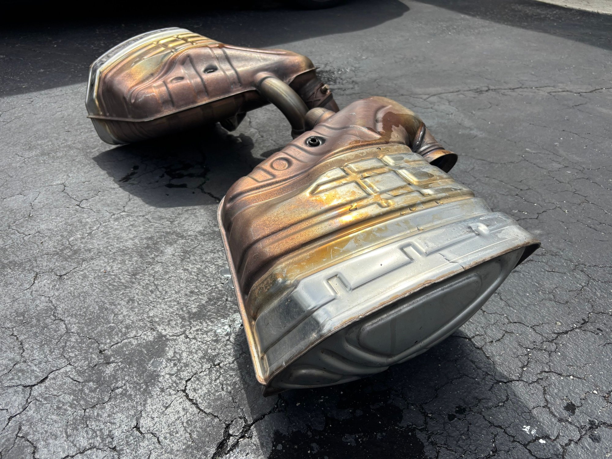 Engine - Exhaust - 991 GT3  OEM Side Mufflers - Used - 2014 to 2021 Porsche GT3 - Colts Neck, NJ 07722, United States
