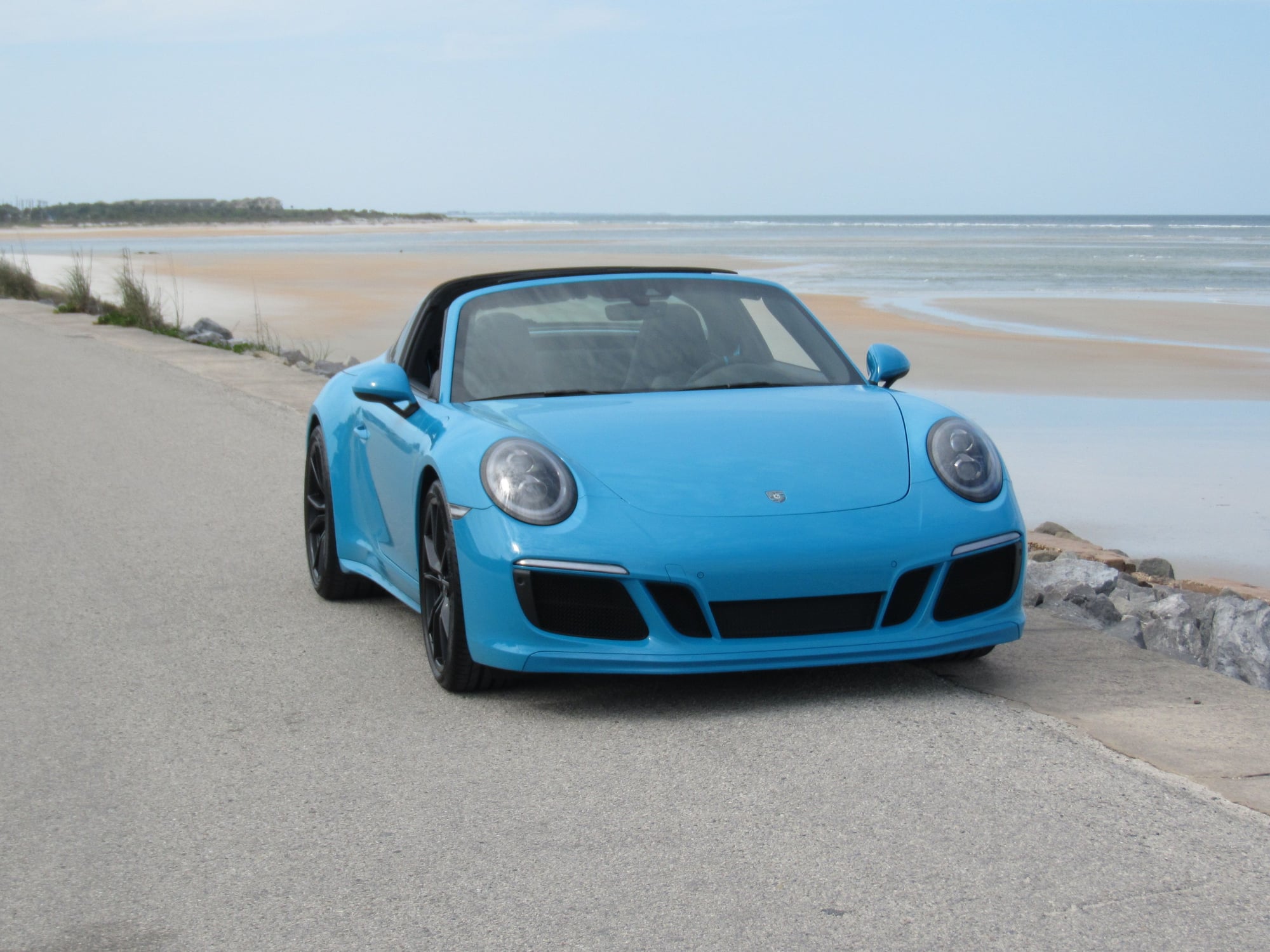 2019 Porsche 911 - 2019 Targa GTS (manual 7MT) - Used - VIN WP0BB2A92KS125391 - 7,000 Miles - 6 cyl - AWD - Manual - Convertible - Blue - Palm Coast, FL 32137, United States