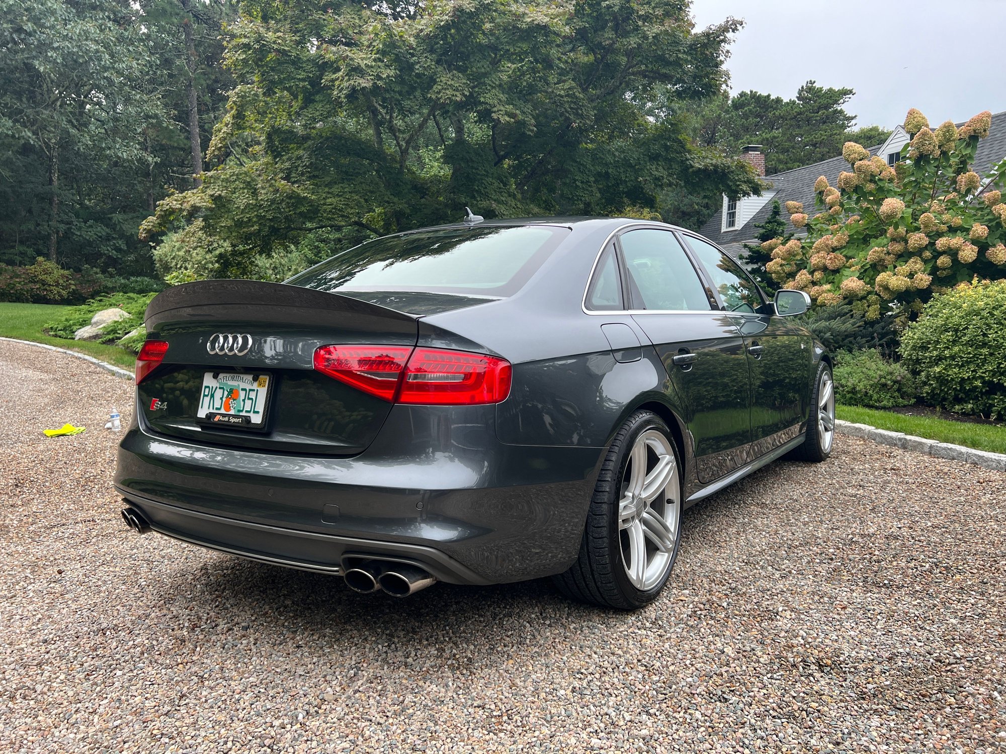 2015 Audi S4 - 2015 Audi S4: 6 Speed Manual, 77,000 miles - Used - VIN WAUDGAFL4FA065809 - 77,000 Miles - 6 cyl - AWD - Manual - Sedan - Gray - Brewster, MA 02631, United States